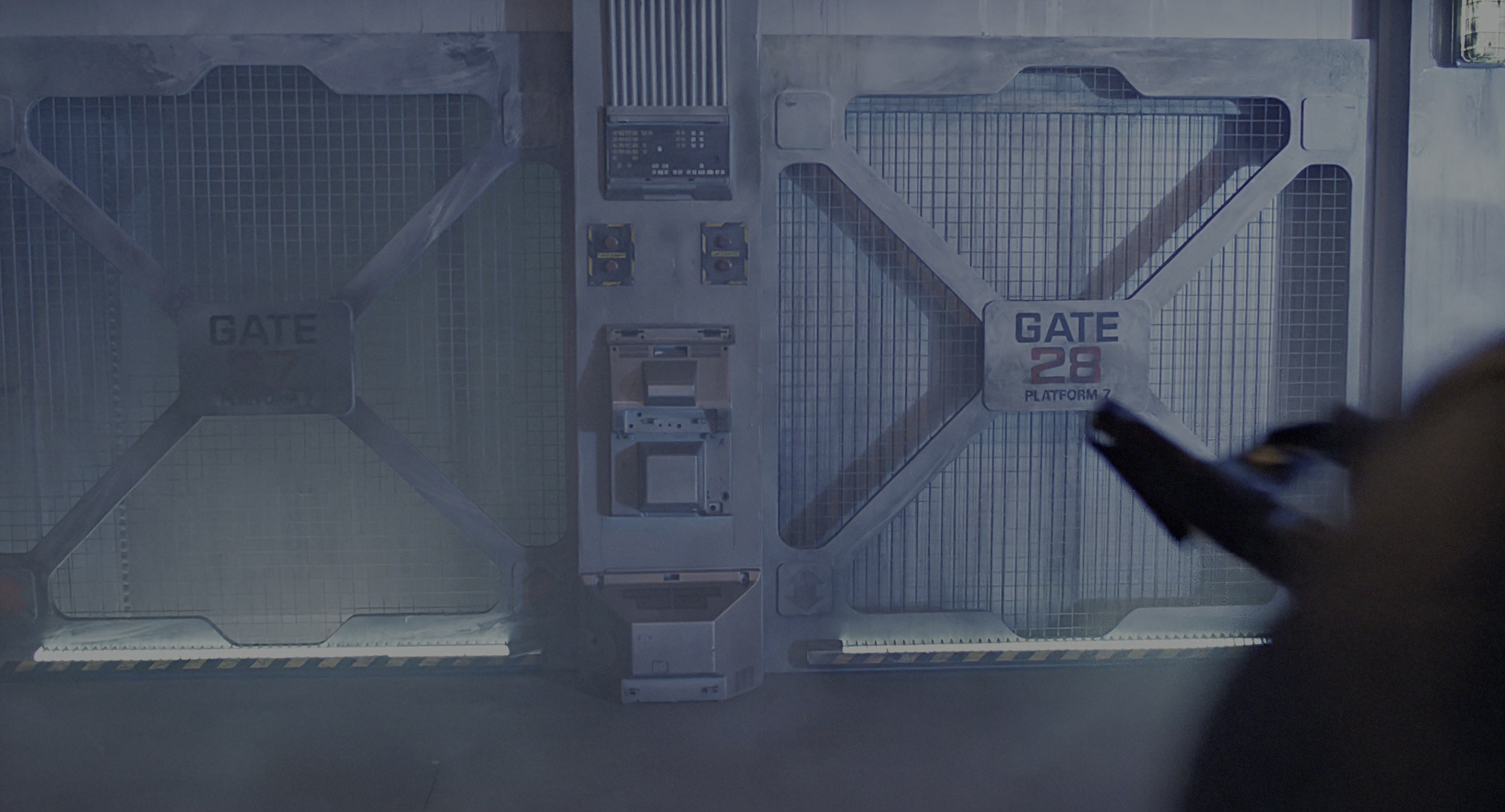Aliens (1986), wide, 1.85:1 — film still