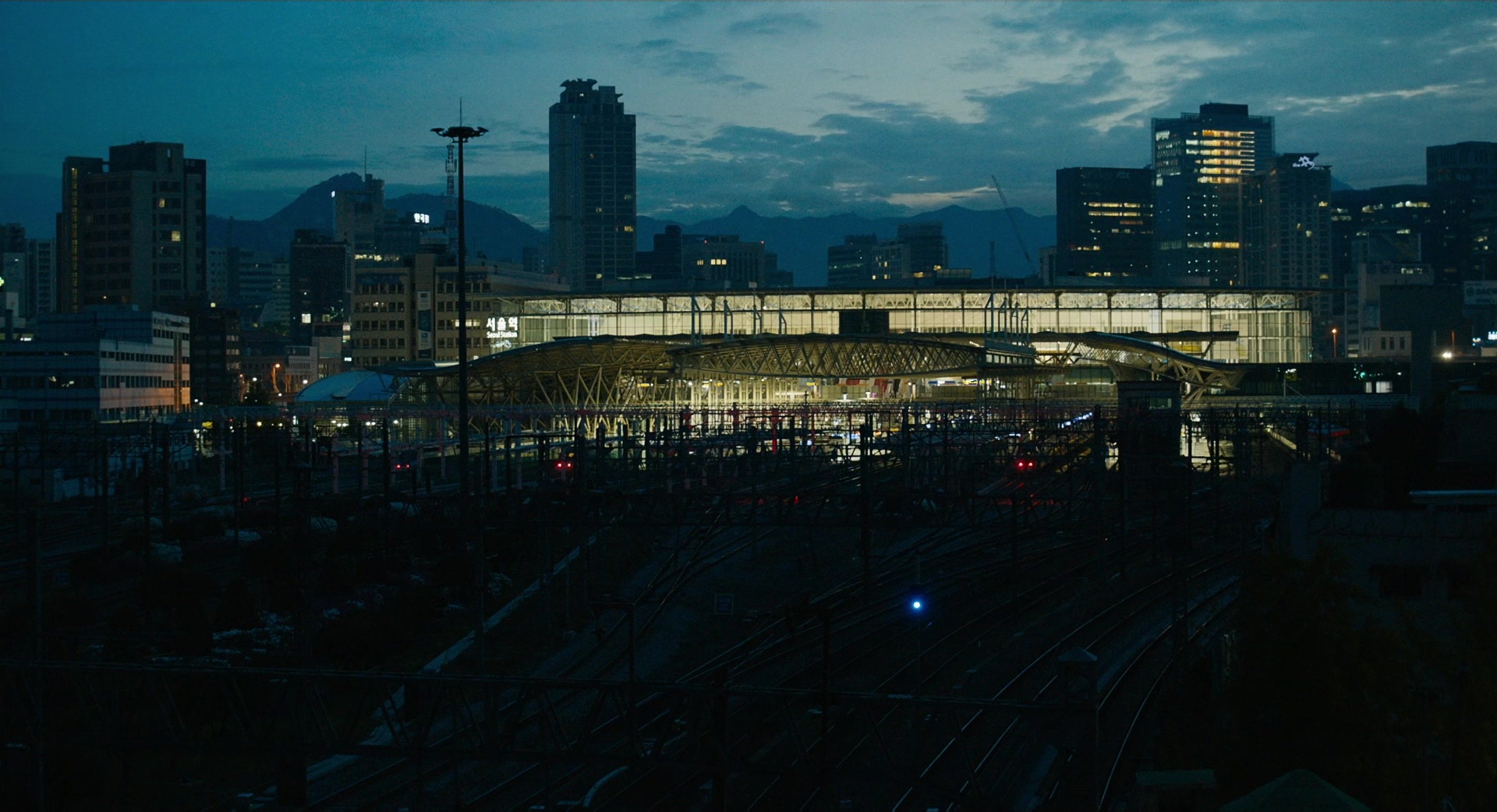 Busanhaeng (2016), unknown, 1.84:1 — film still
