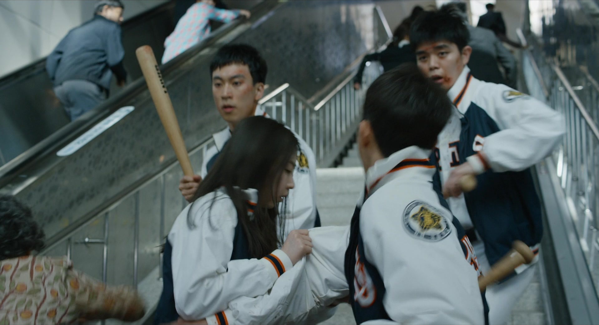 Busanhaeng (2016), wide, 1.84:1 — film still