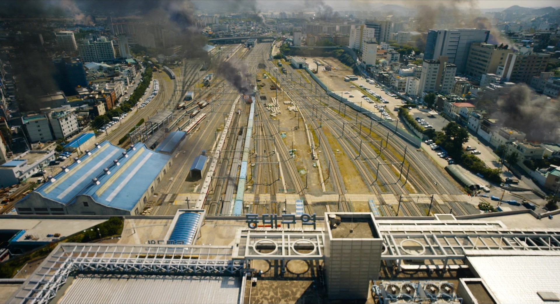Busanhaeng (2016), unknown, 1.84:1 — film still