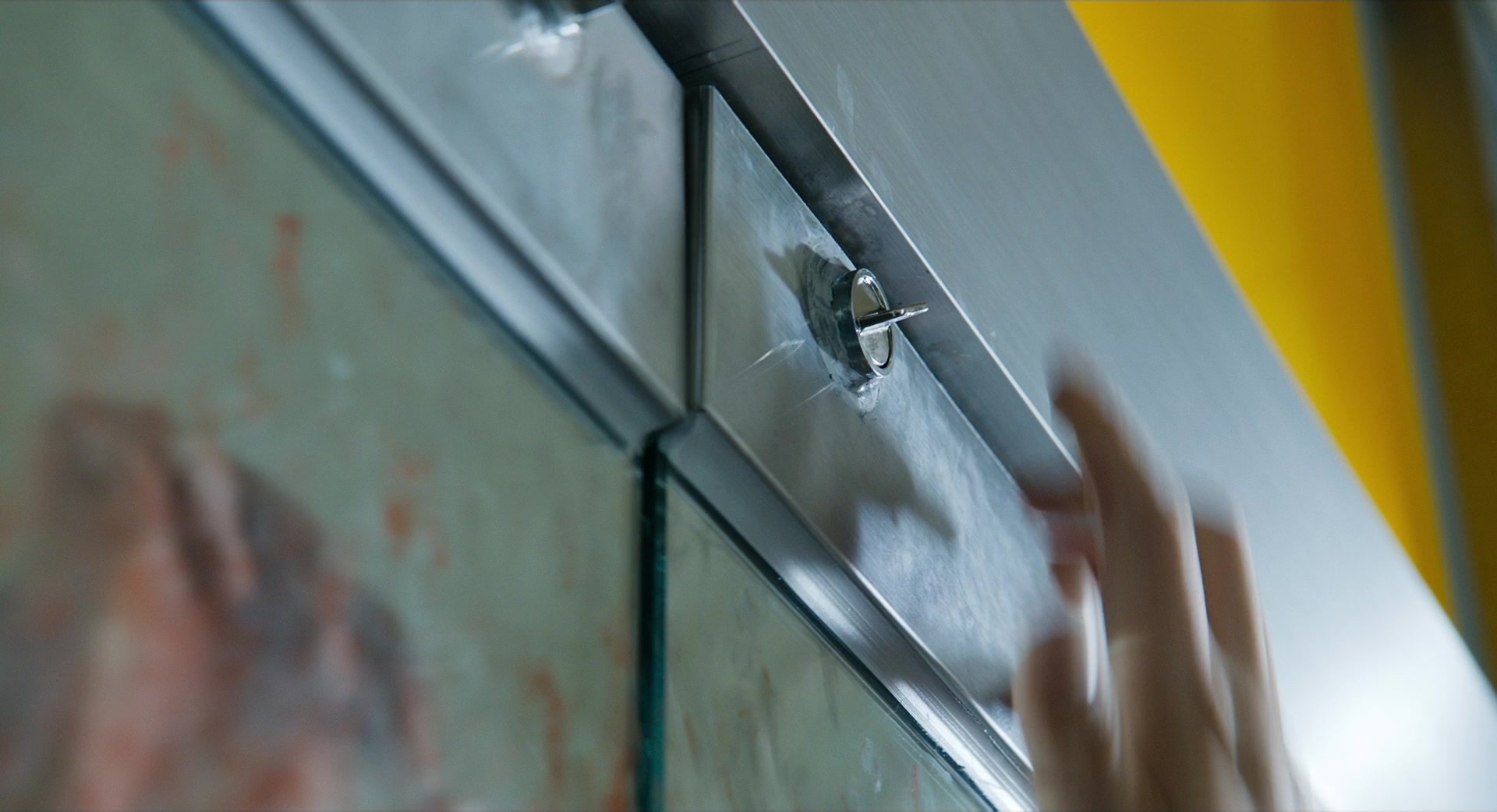 Busanhaeng (2016), wide, 1.84:1 — film still