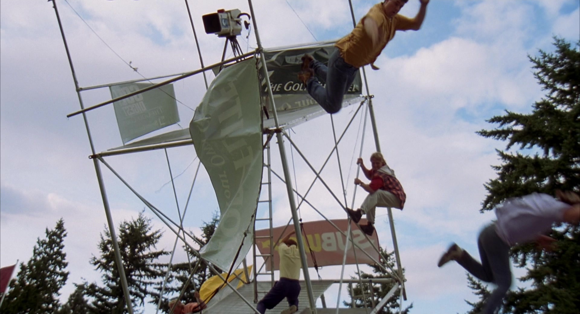 Happy Gilmore (1996), wide, 1.85:1 — film still