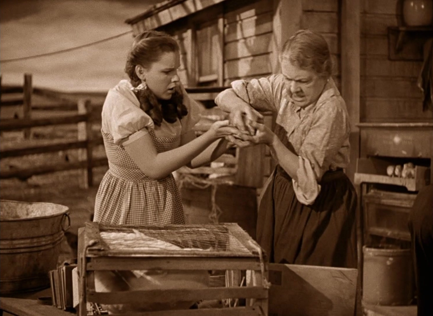 The Wizard of Oz (1939), wide, 1.37:1 — film still