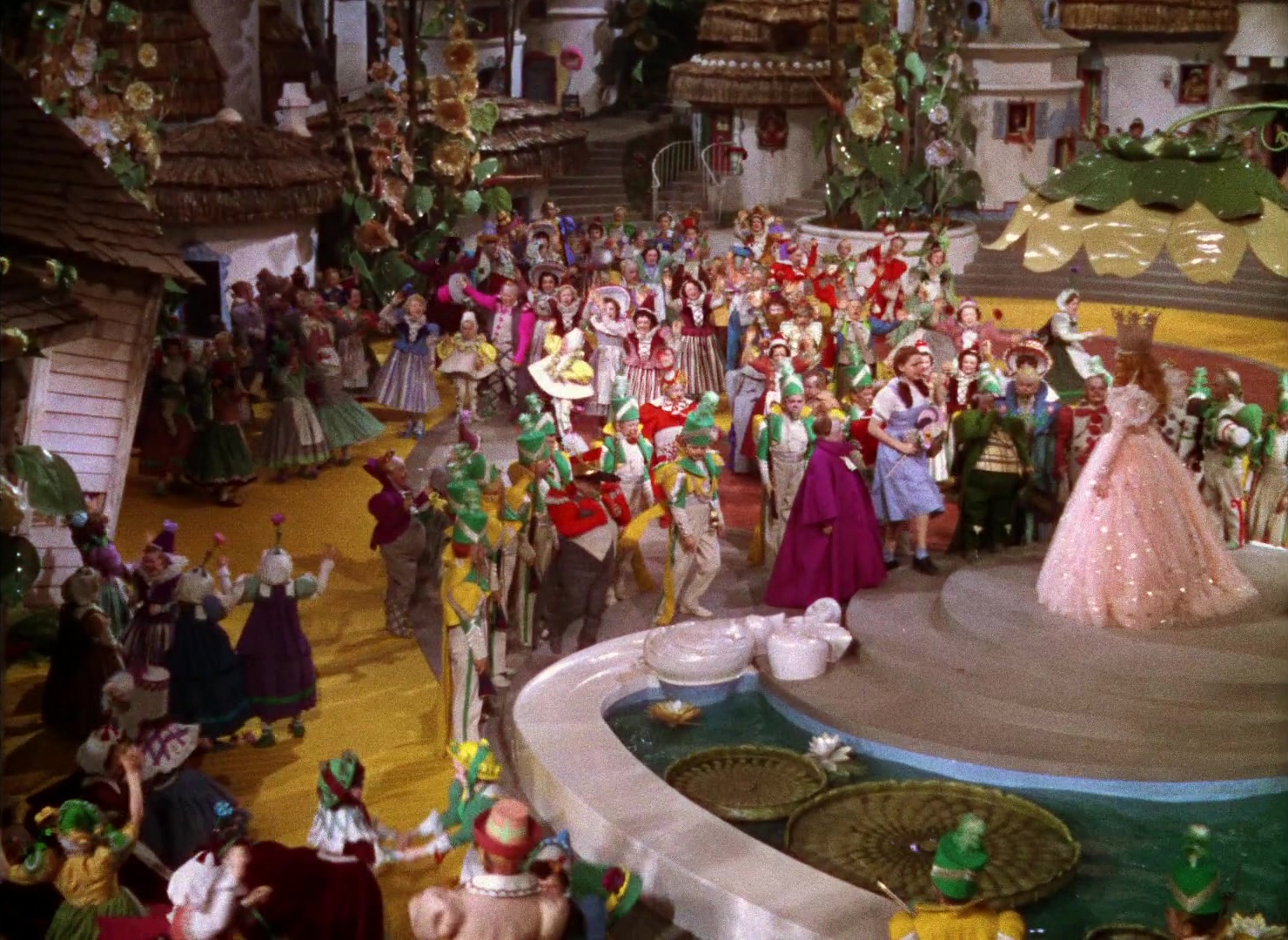 The Wizard of Oz (1939), wide, 1.37:1 — film still