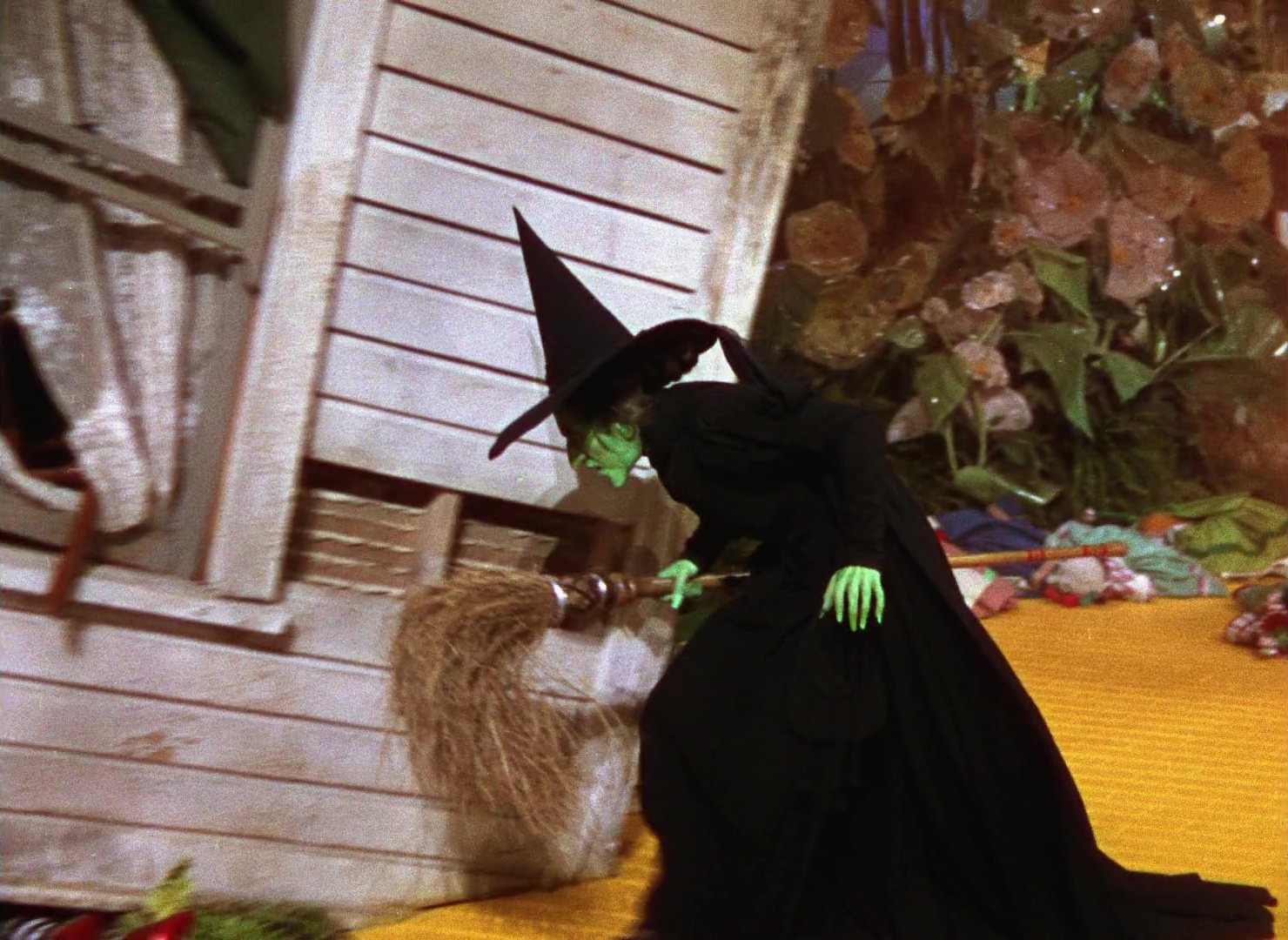 The Wizard of Oz (1939), wide, 1.37:1 — film still
