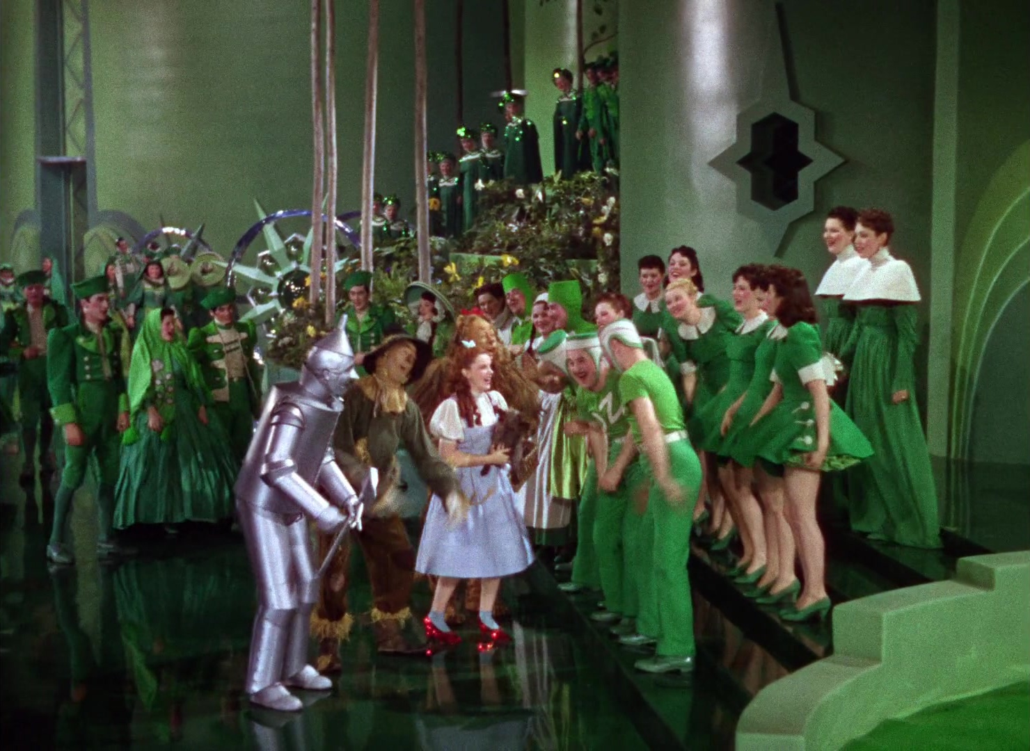 The Wizard of Oz (1939), wide, 1.37:1 — film still