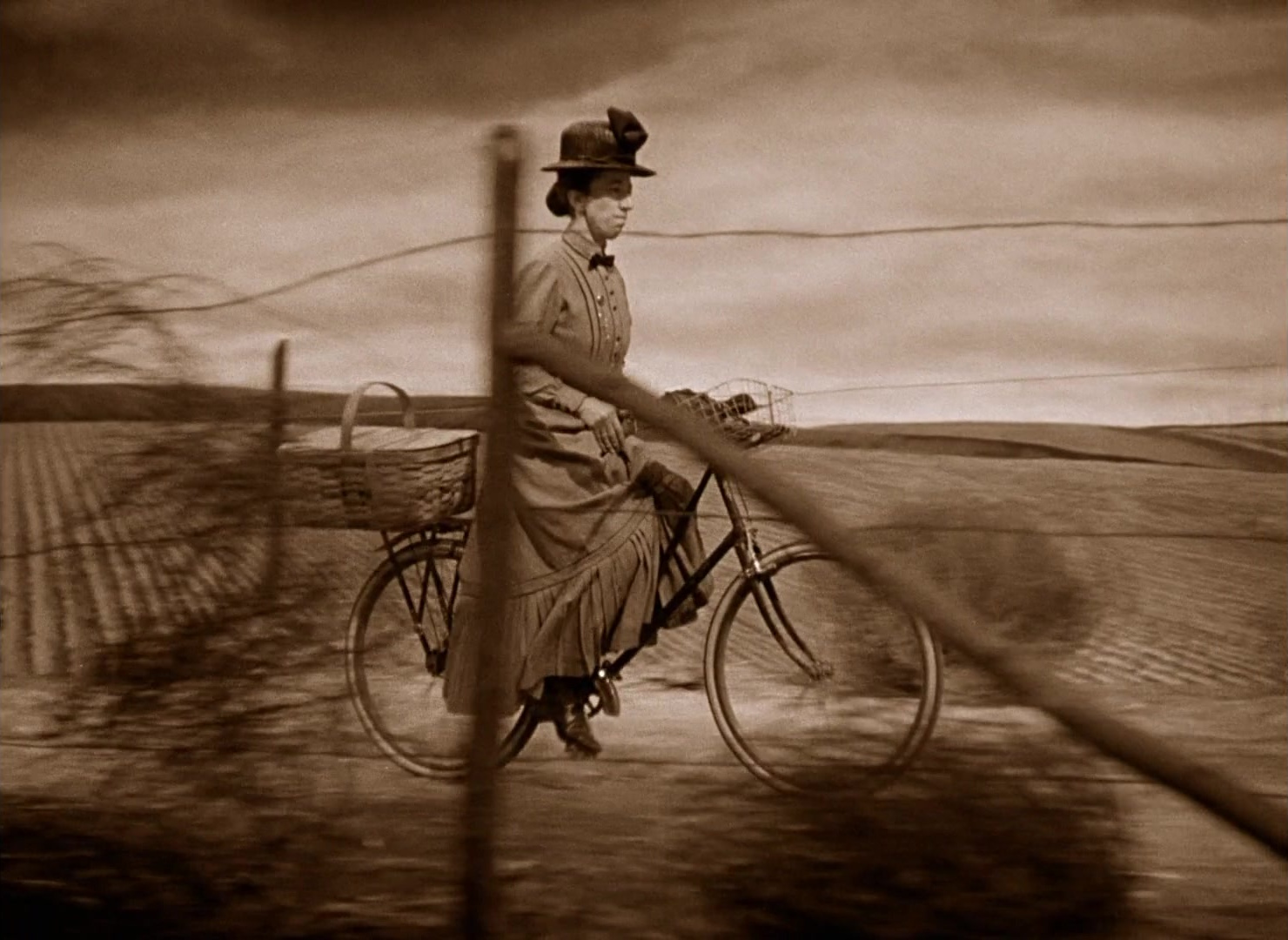 The Wizard of Oz (1939), wide, 1.37:1 — film still
