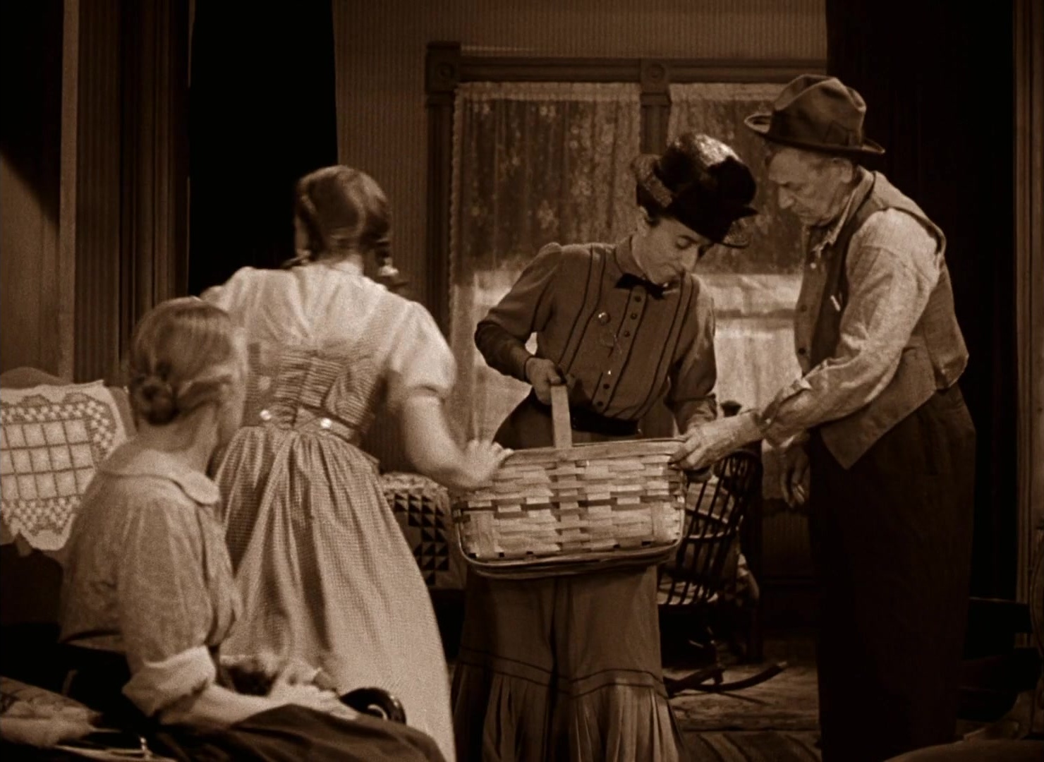 The Wizard of Oz (1939), wide, 1.37:1 — film still