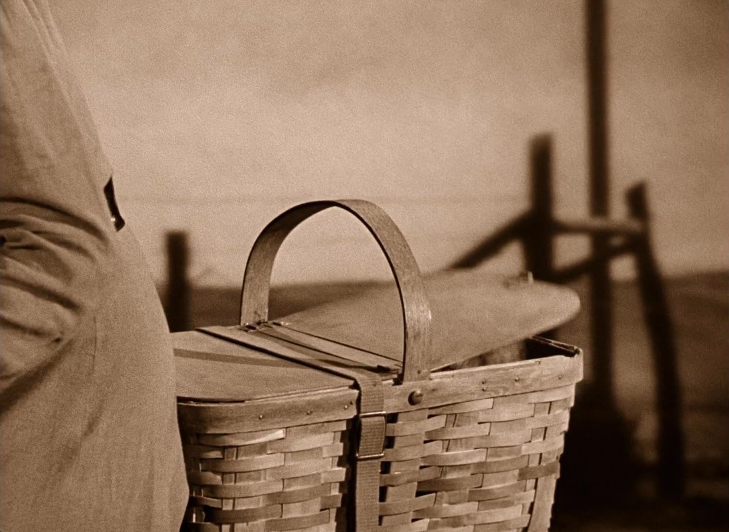 The Wizard of Oz (1939), wide, 1.37:1 — film still