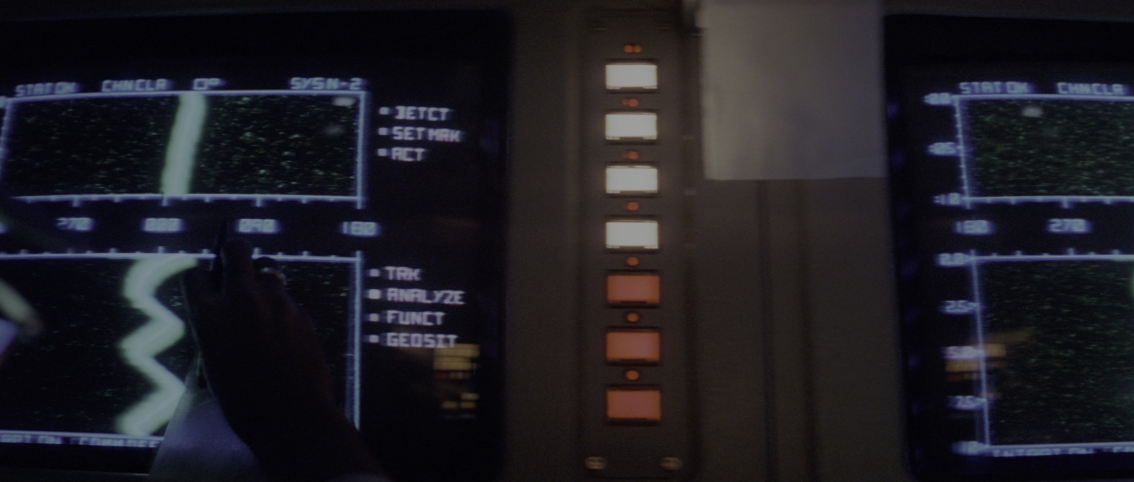 The Hunt for Red October (1990), wide, 2.35:1 — film still