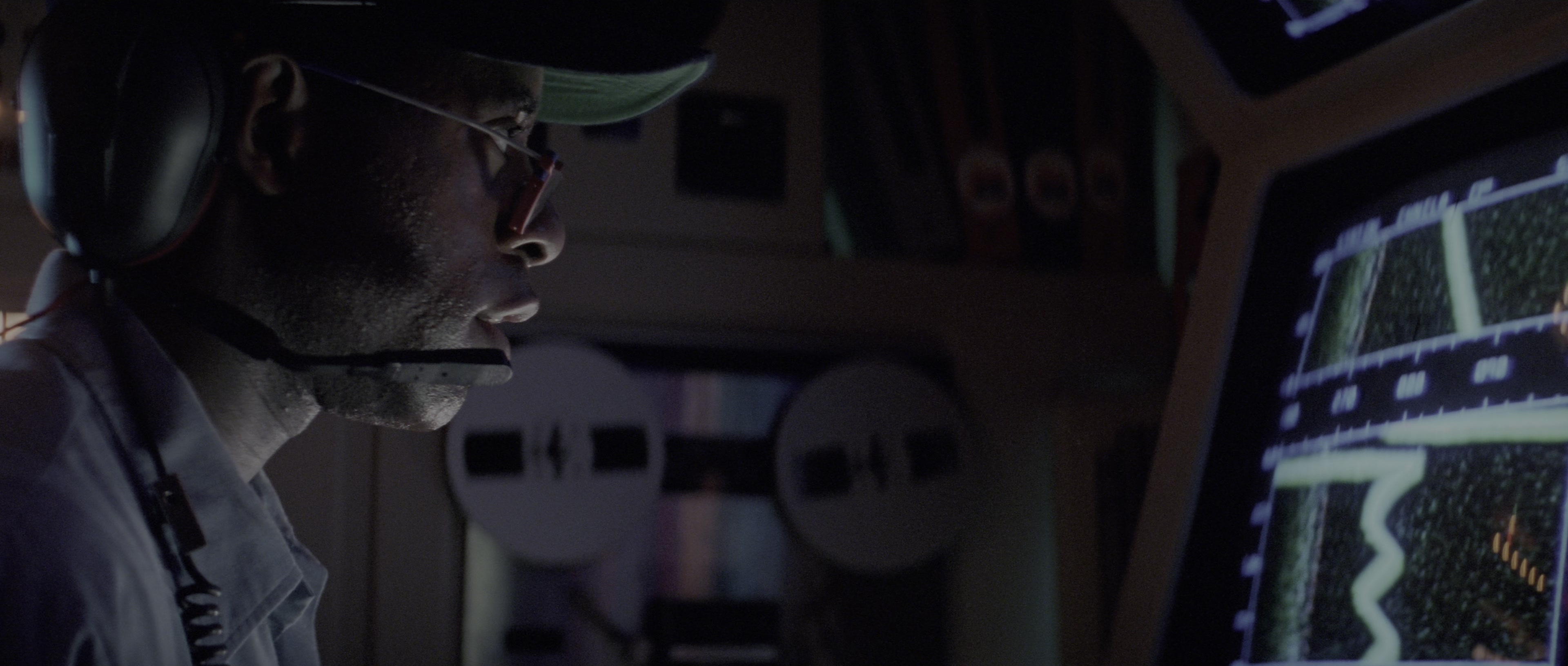 The Hunt for Red October (1990), wide, 2.35:1 — film still