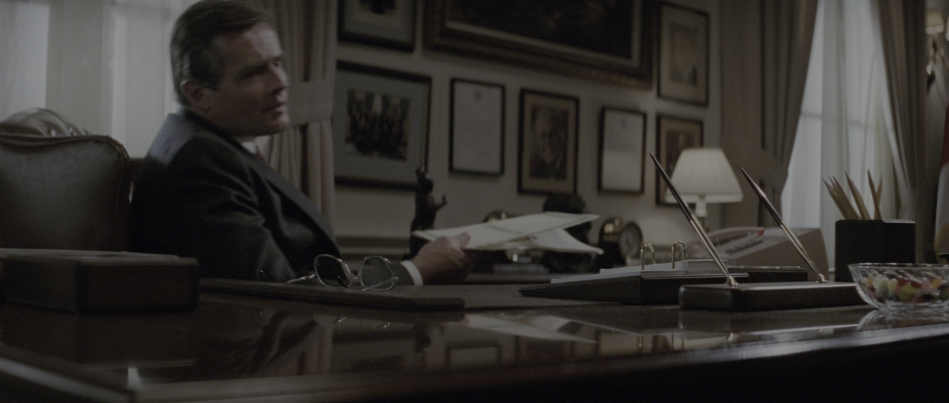 The Hunt for Red October (1990), wide, 2.35:1 — film still