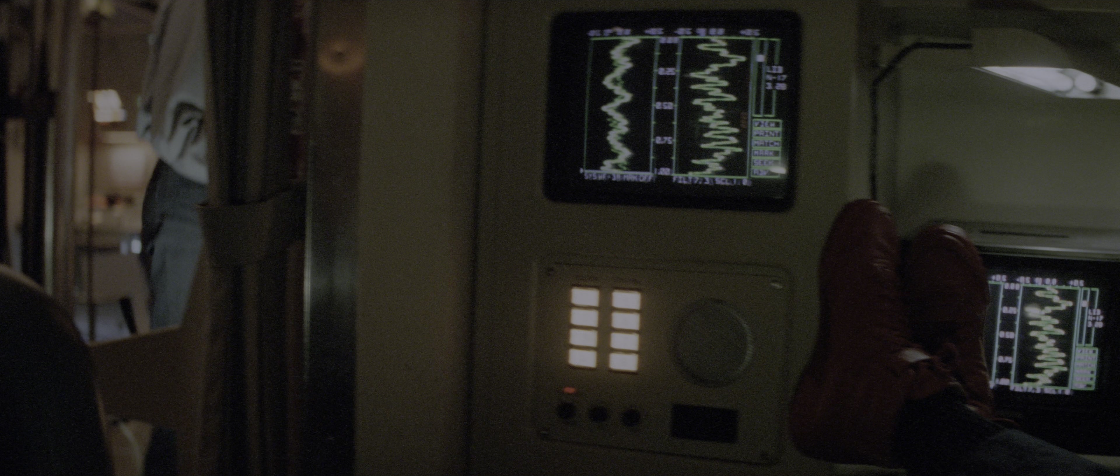 The Hunt for Red October (1990), wide, 2.35:1 — film still