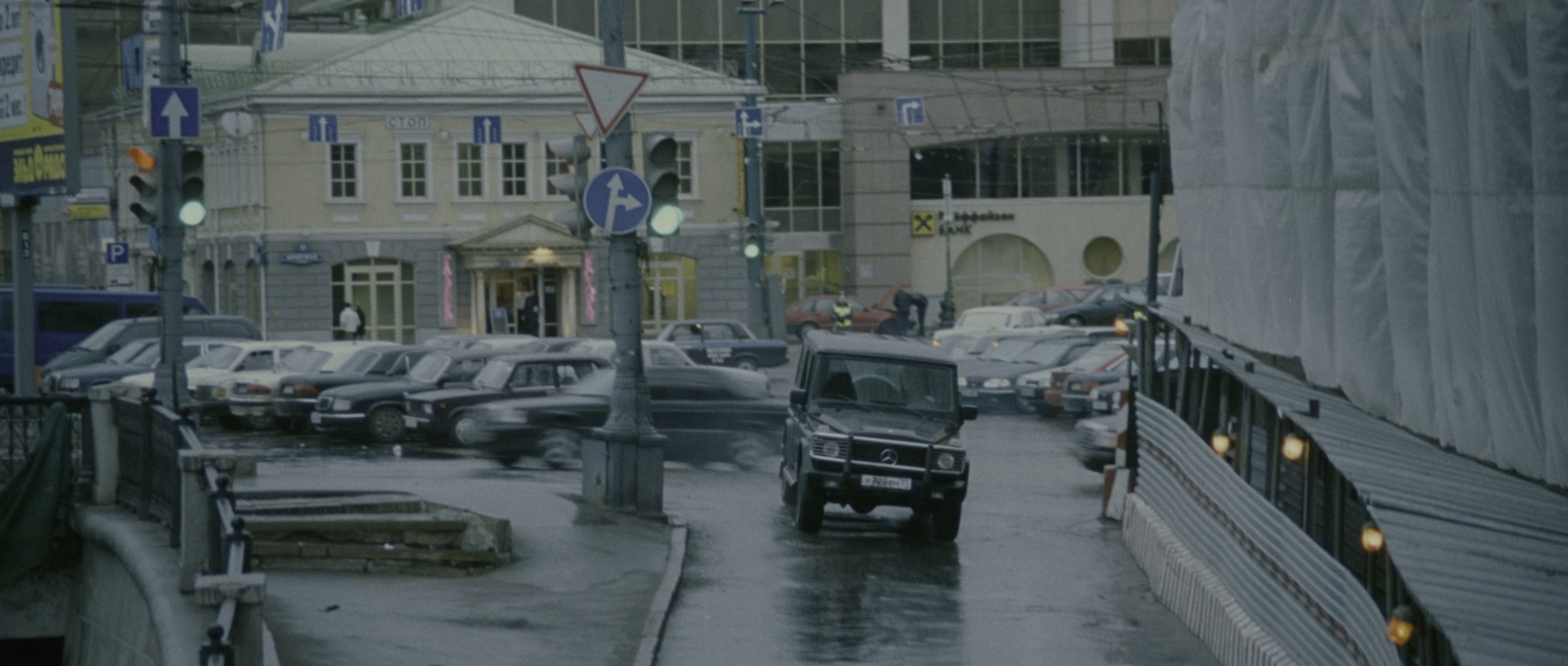 The Bourne Supremacy (2004), wide, 2.35:1 — film still