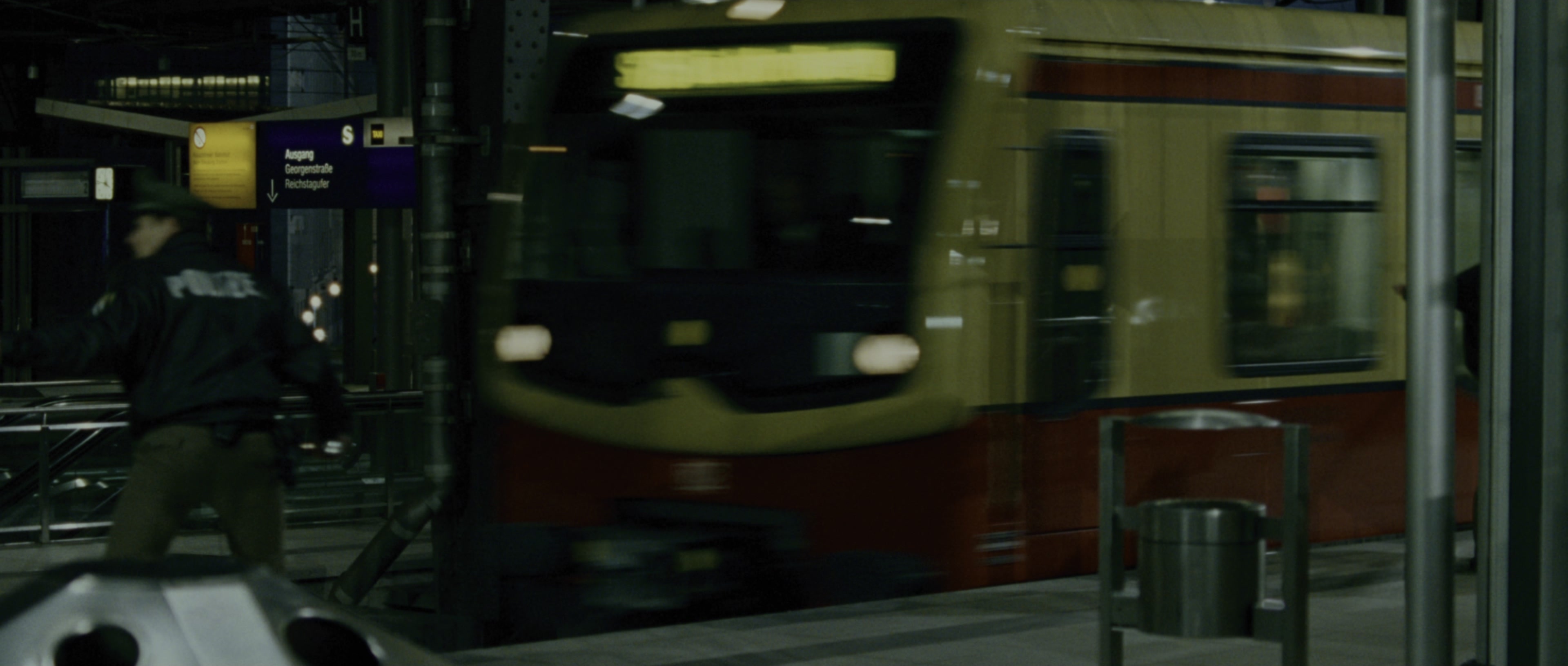 The Bourne Supremacy (2004), wide, 2.35:1 — film still