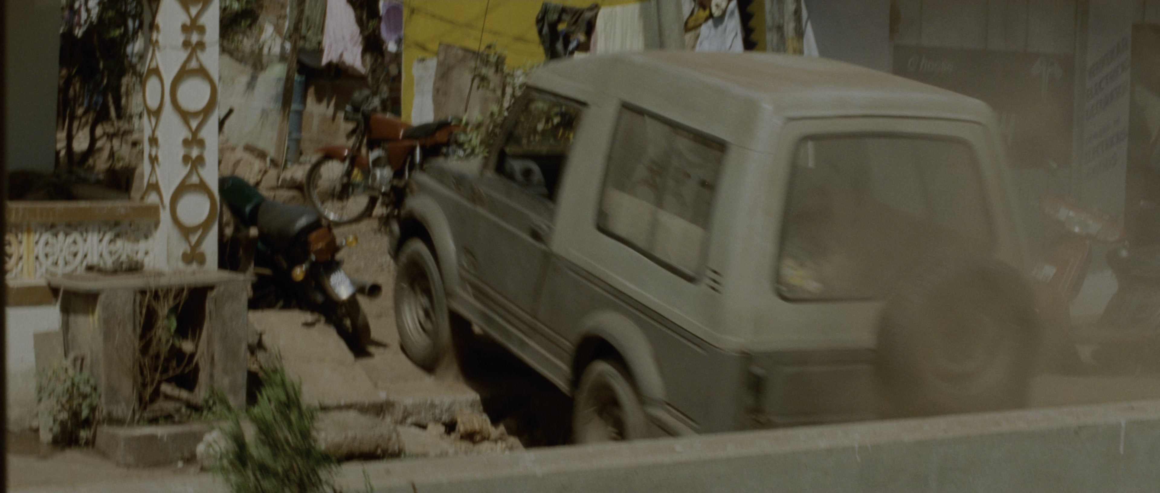 The Bourne Supremacy (2004), wide, 2.35:1 — film still