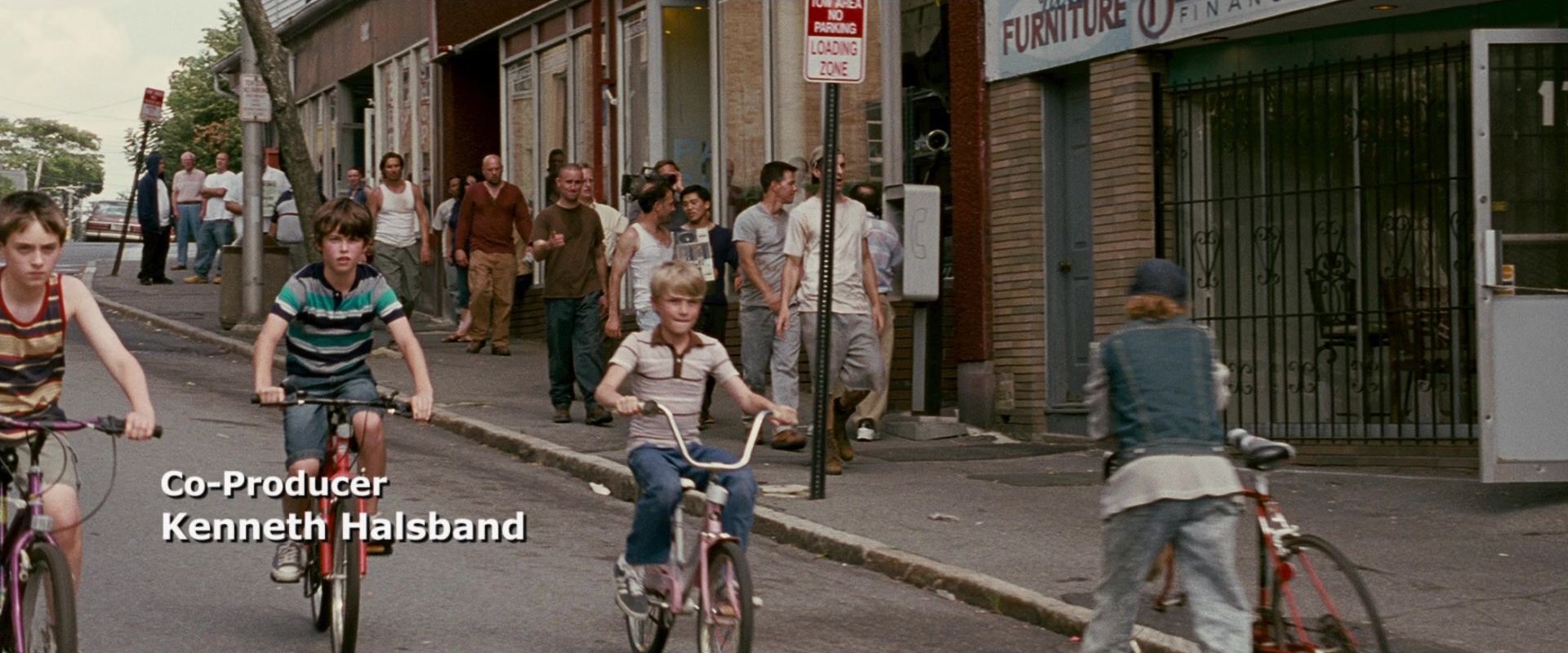 The Fighter (2010), wide, 2.40:1 — film still