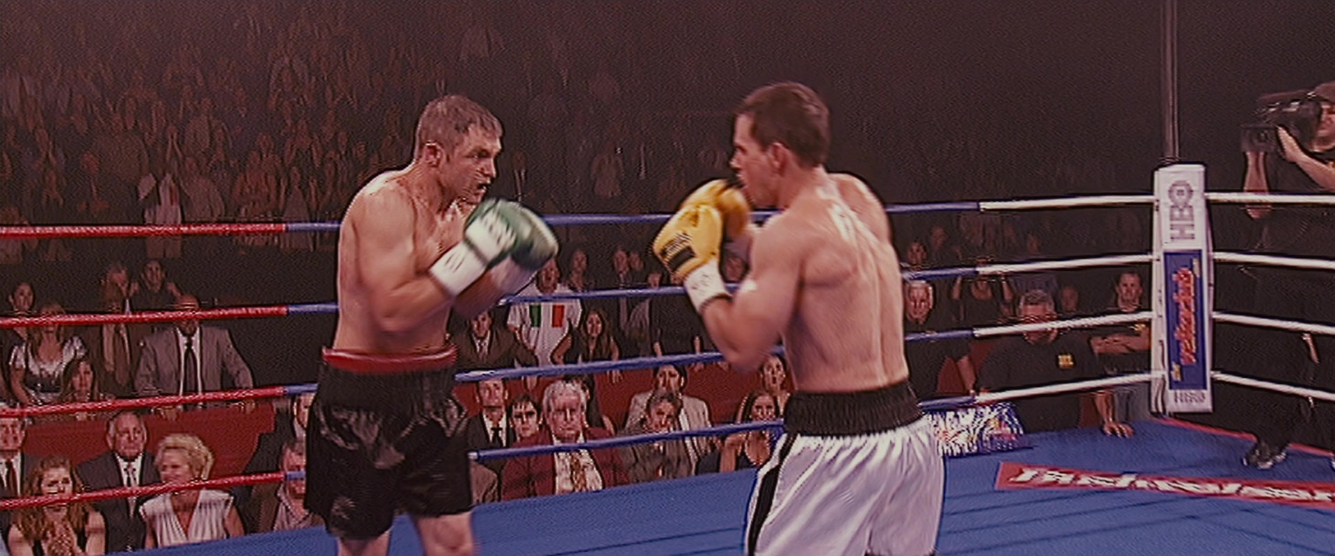 The Fighter (2010), wide, 2.40:1 — film still