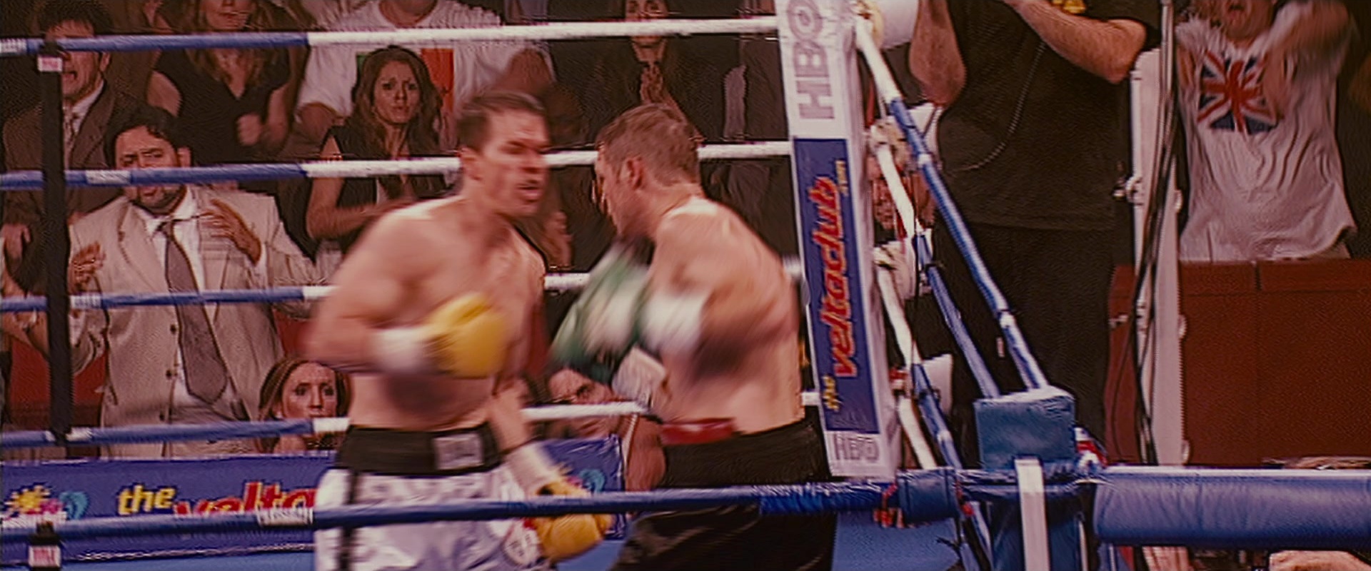 The Fighter (2010), wide, 2.40:1 — film still