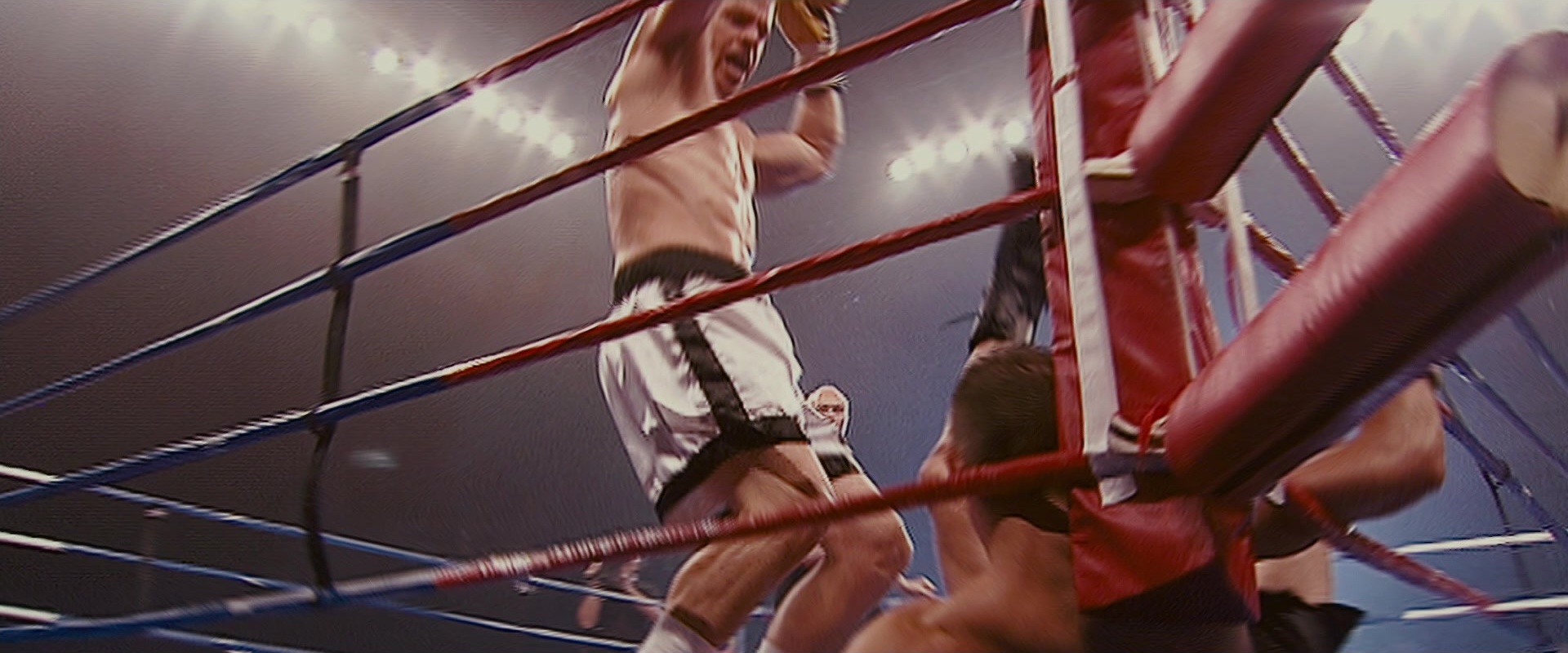 The Fighter (2010), wide, 2.40:1 — film still