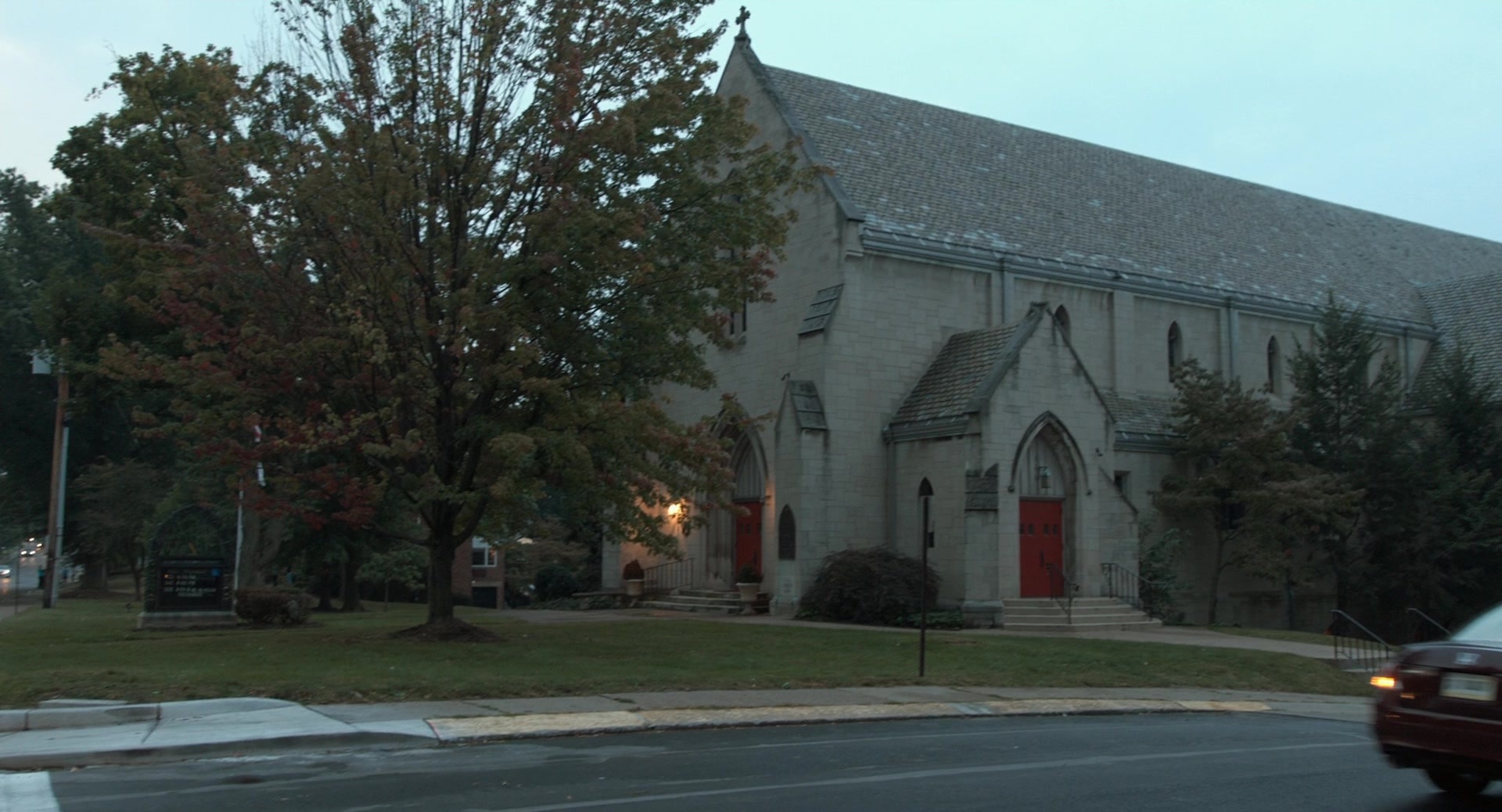The Fault in Our Stars (2014), wide, 1.85:1 — film still