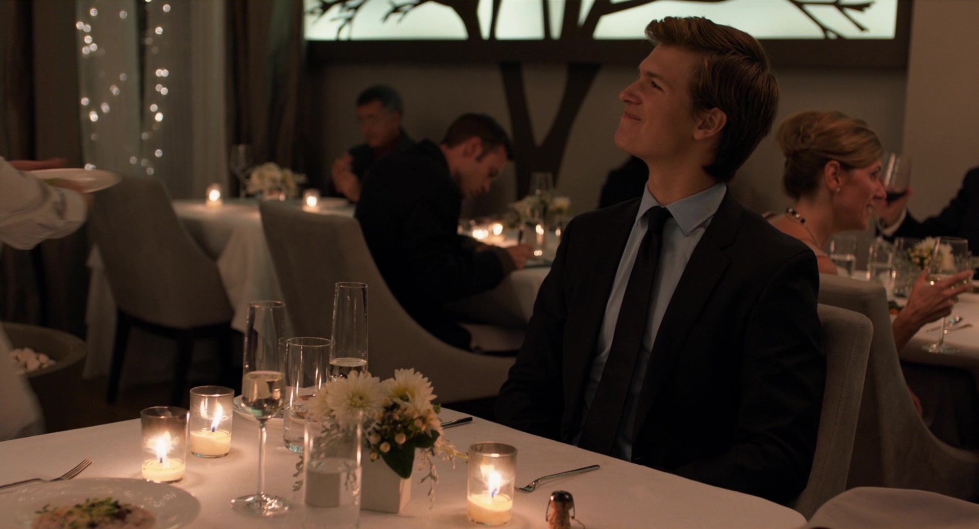 The Fault in Our Stars (2014), wide, 1.85:1 — film still