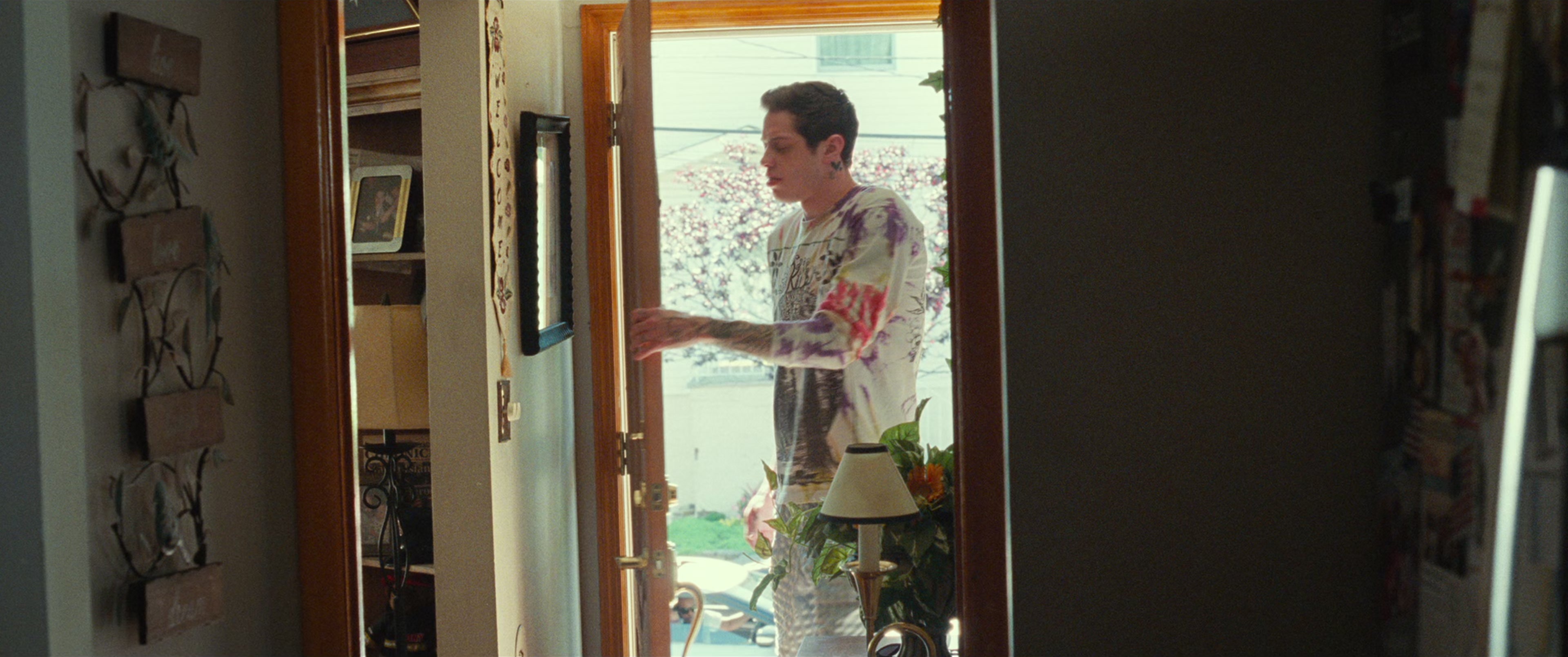 The King of Staten Island (2020), unknown, 2.39:1 — film still