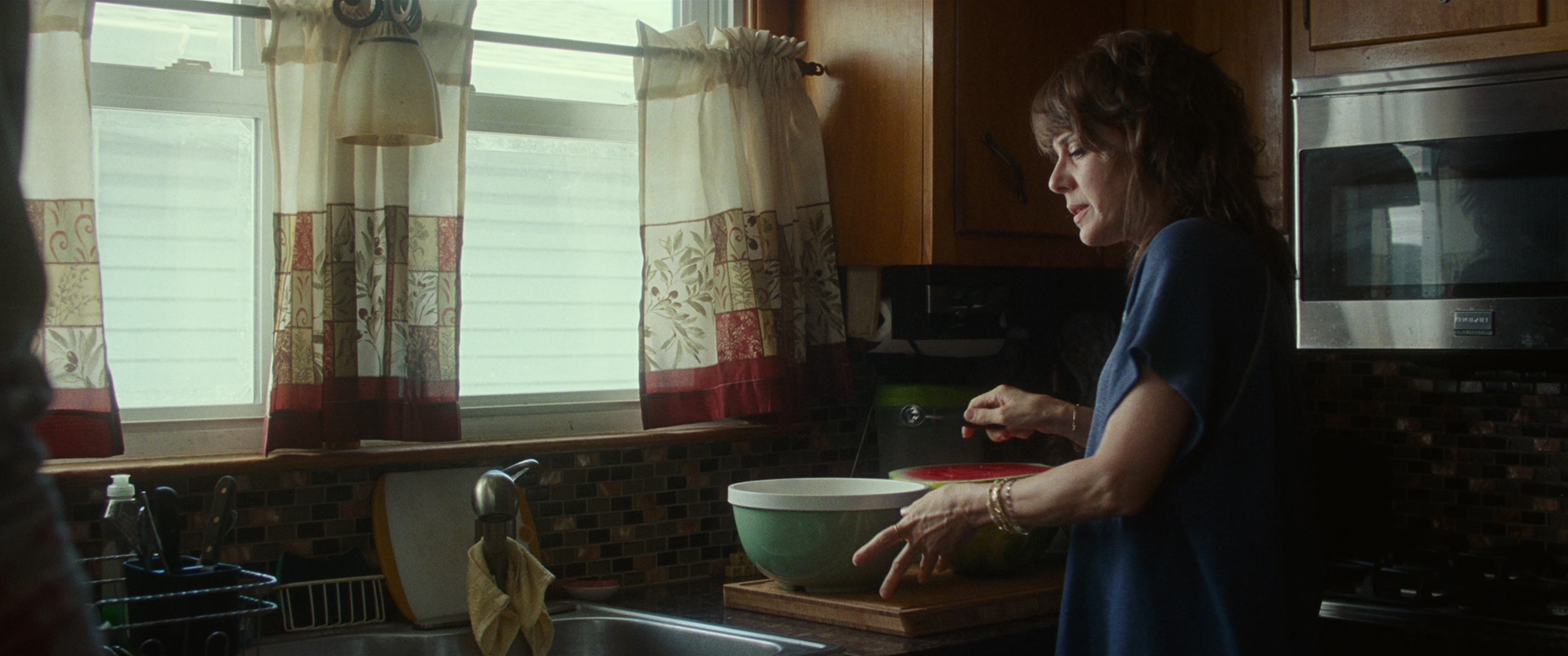 The King of Staten Island (2020), wide, 2.39:1 — film still