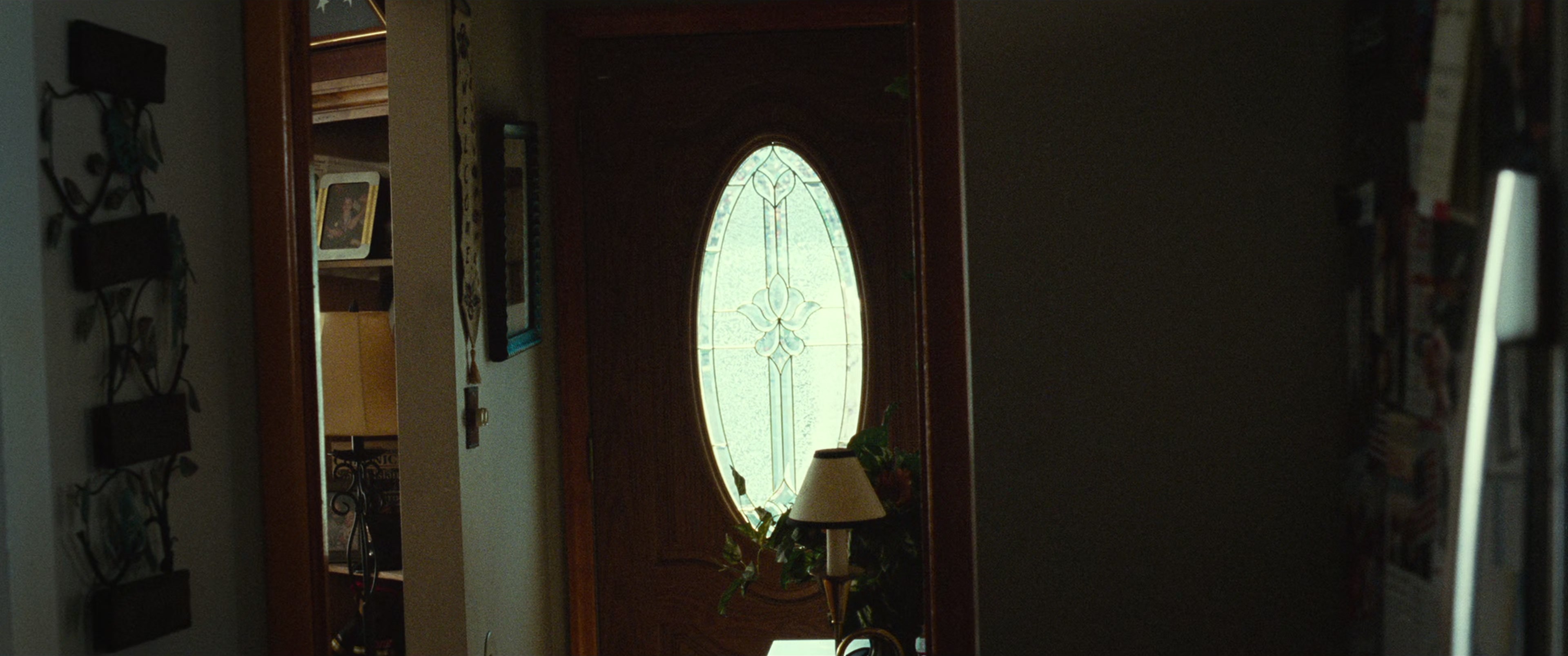 The King of Staten Island (2020), wide, 2.39:1 — film still