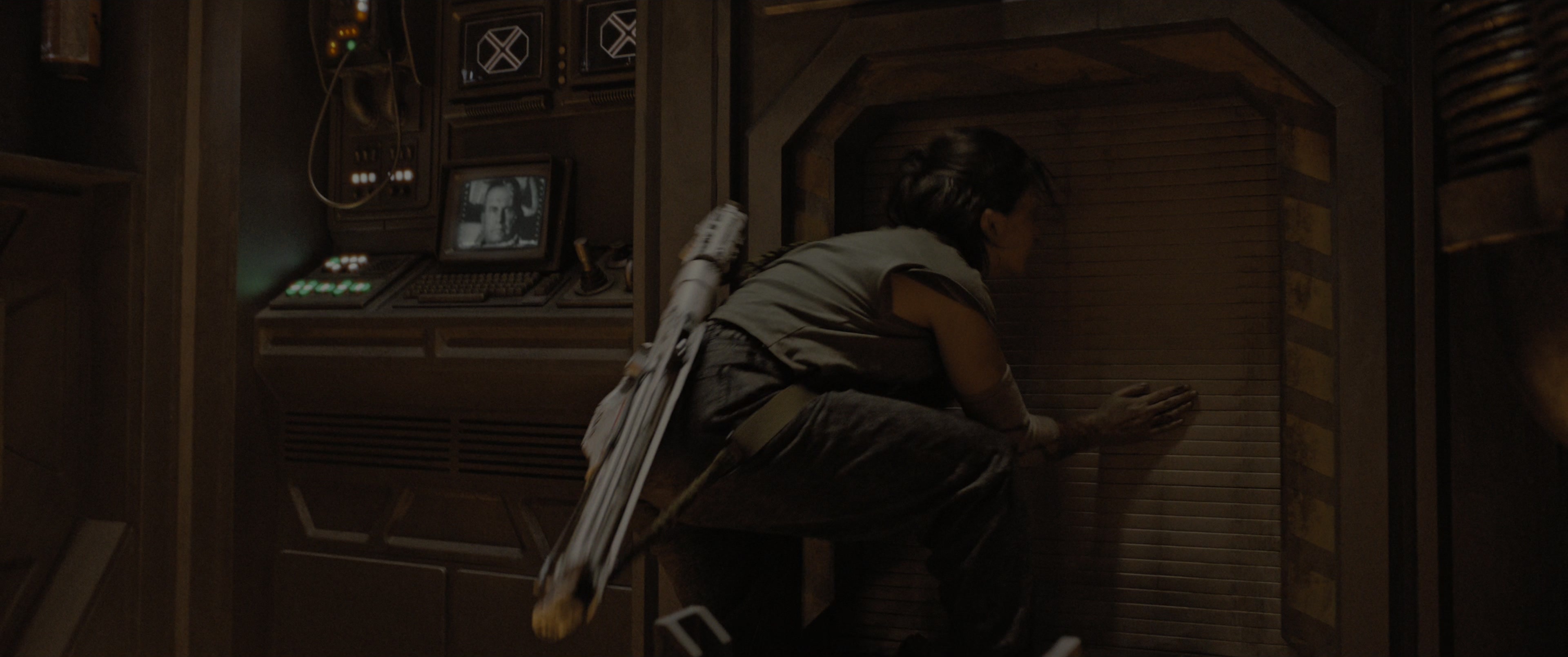 Alien: Romulus (2024), wide, 2.39:1 — film still