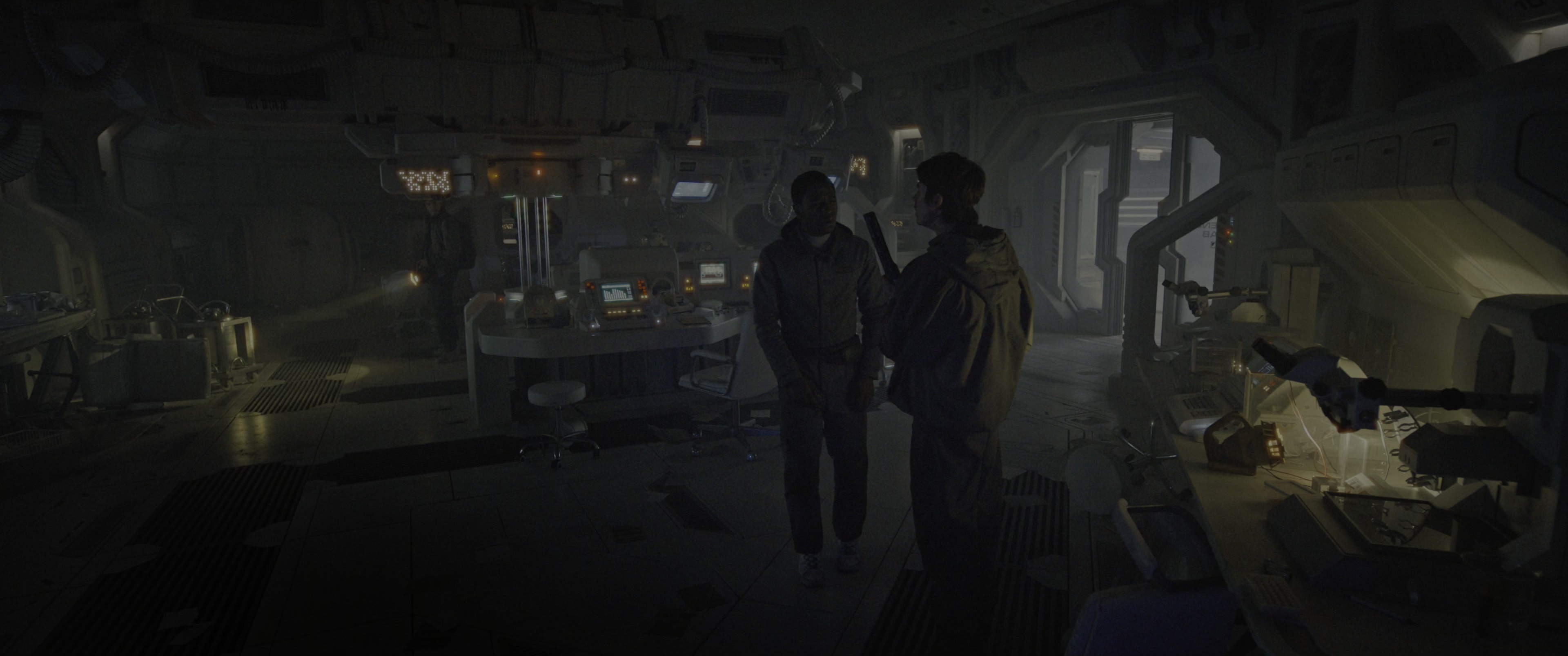 Alien: Romulus (2024), wide, 2.39:1 — film still