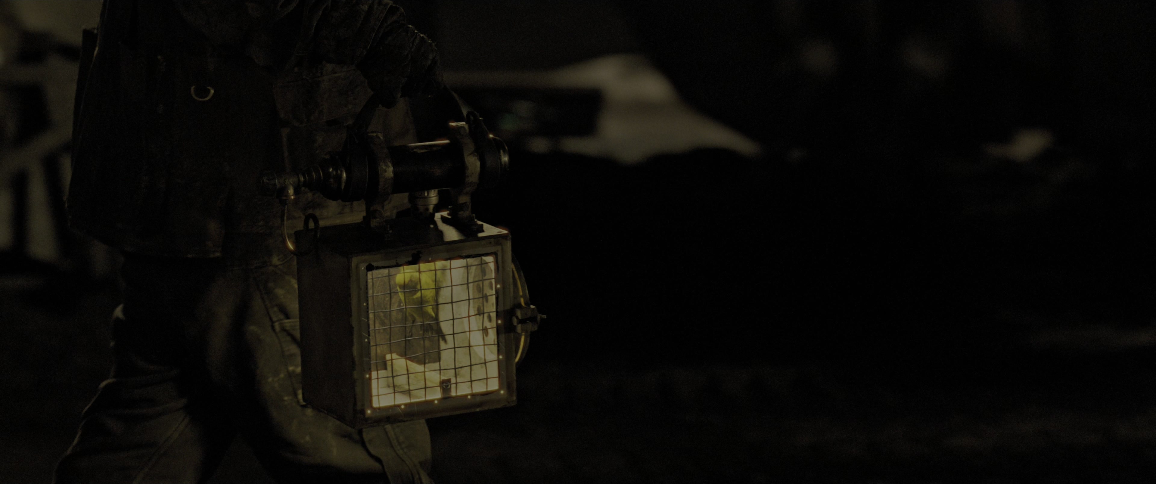 Alien: Romulus (2024), wide, 2.39:1 — film still