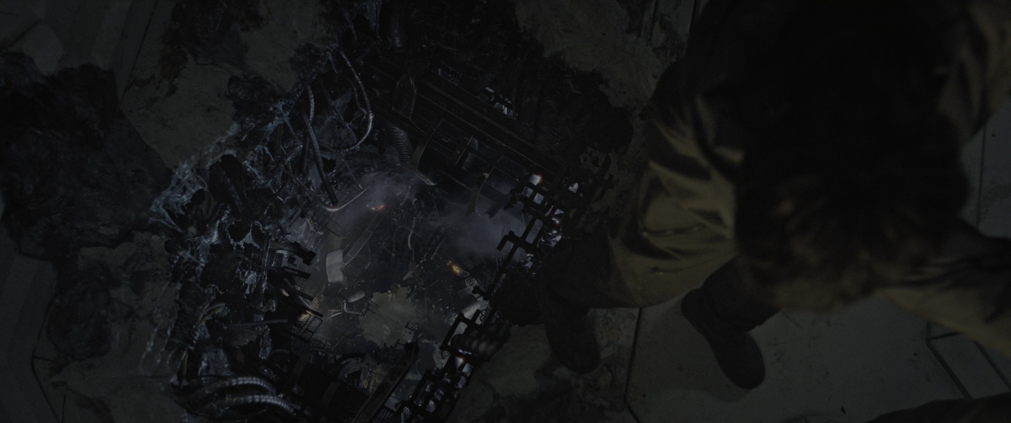 Alien: Romulus (2024), wide, 2.39:1 — film still