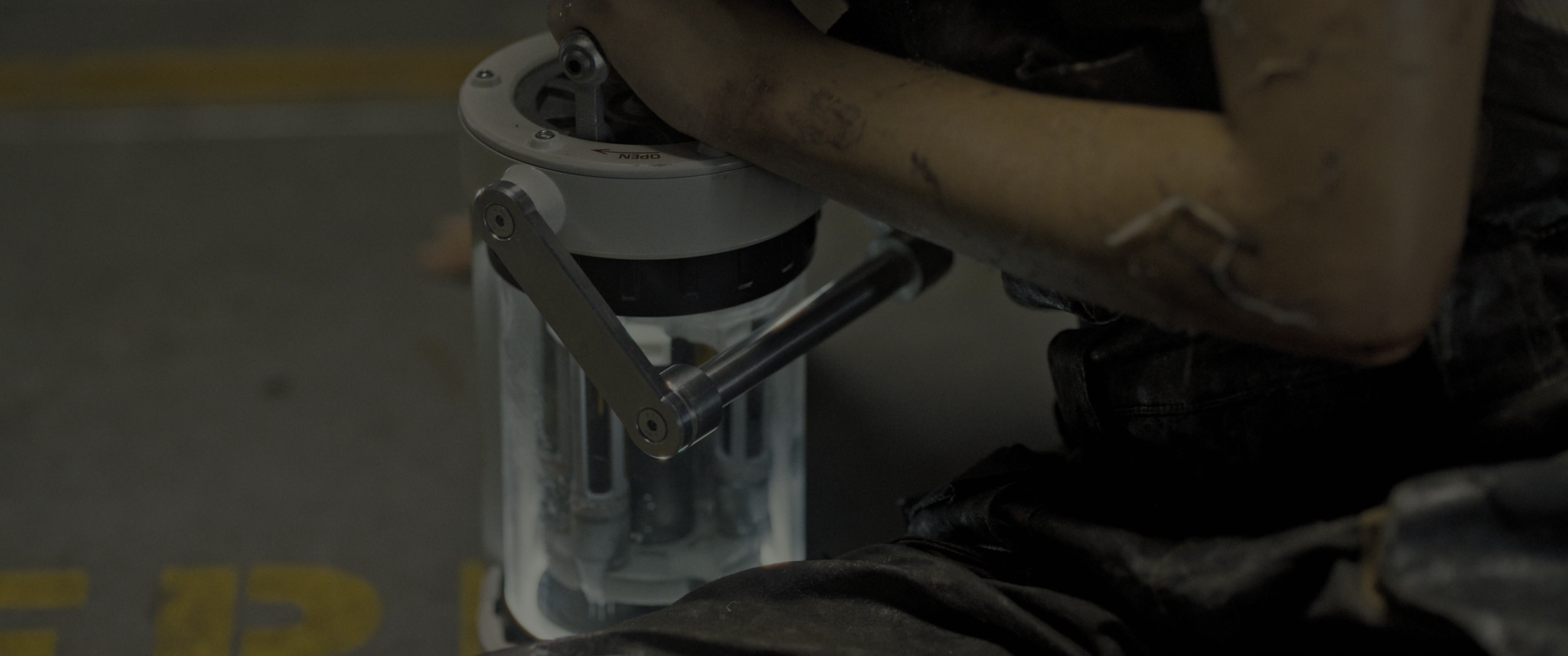 Alien: Romulus (2024), wide, 2.39:1 — film still