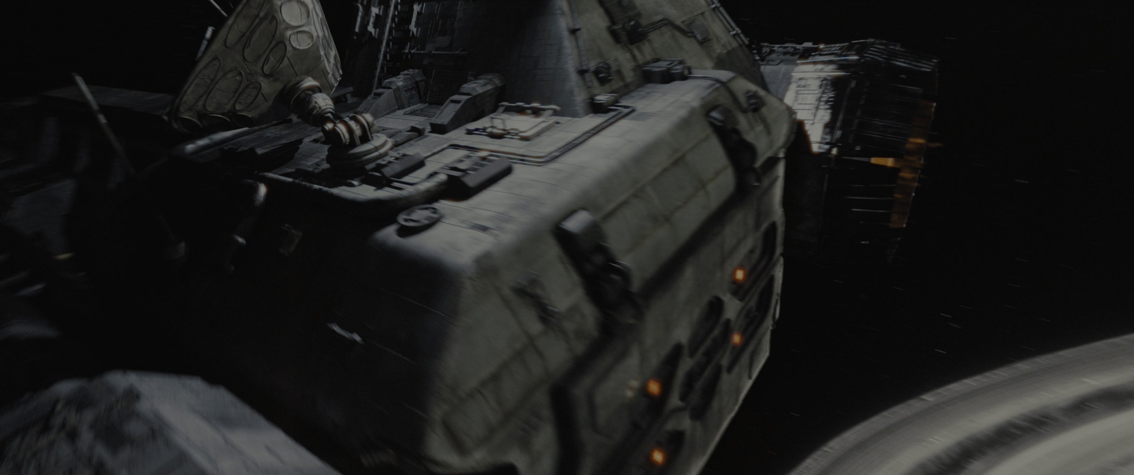Alien: Romulus (2024), wide, 2.39:1 — film still
