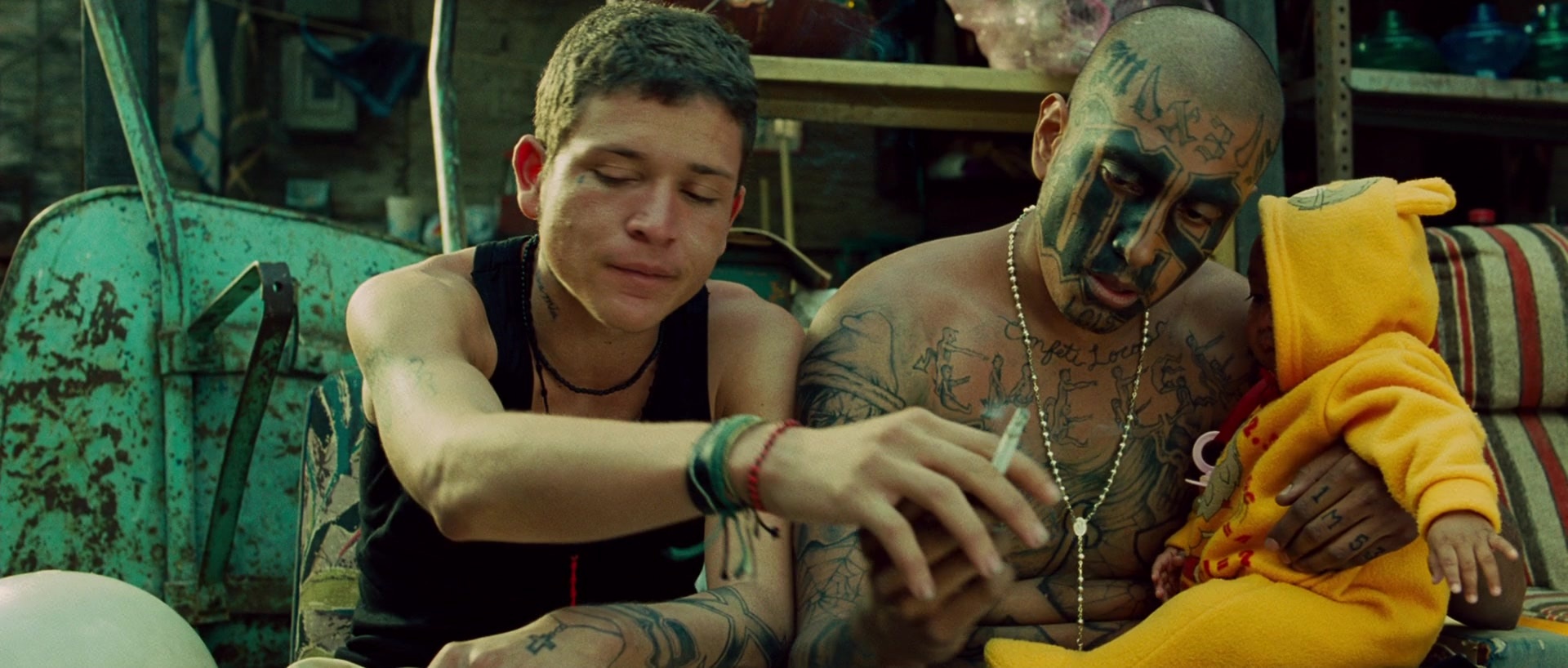 Sin nombre (2009), wide, 2.35:1 — film still