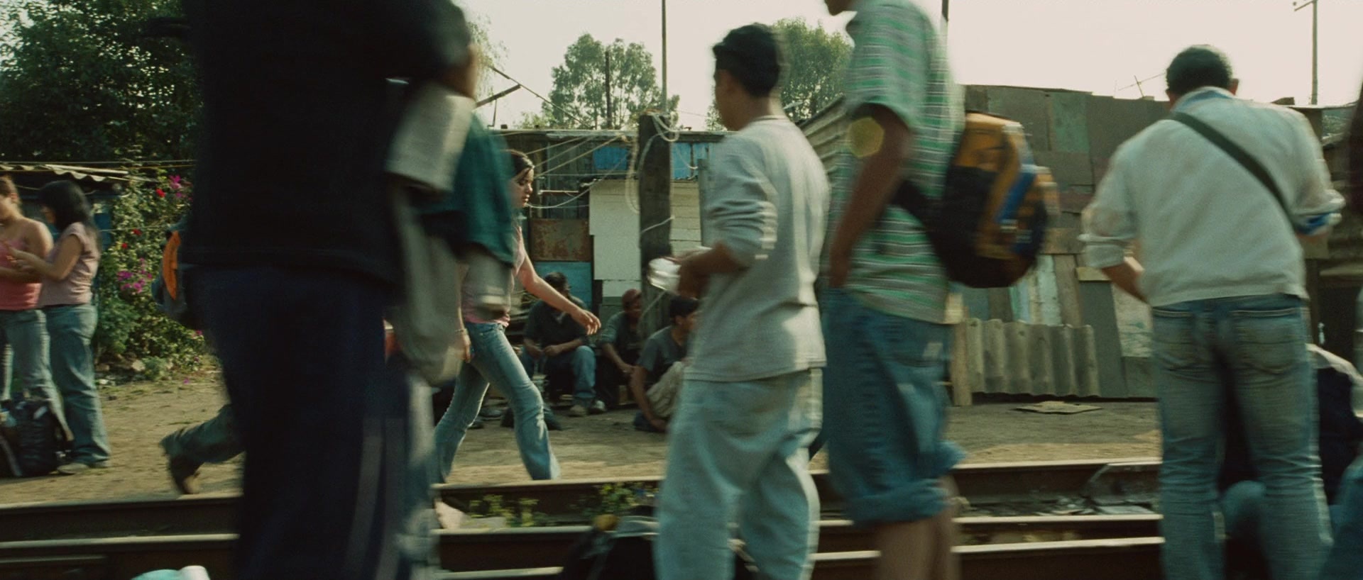 Sin nombre (2009), wide, 2.35:1 — film still