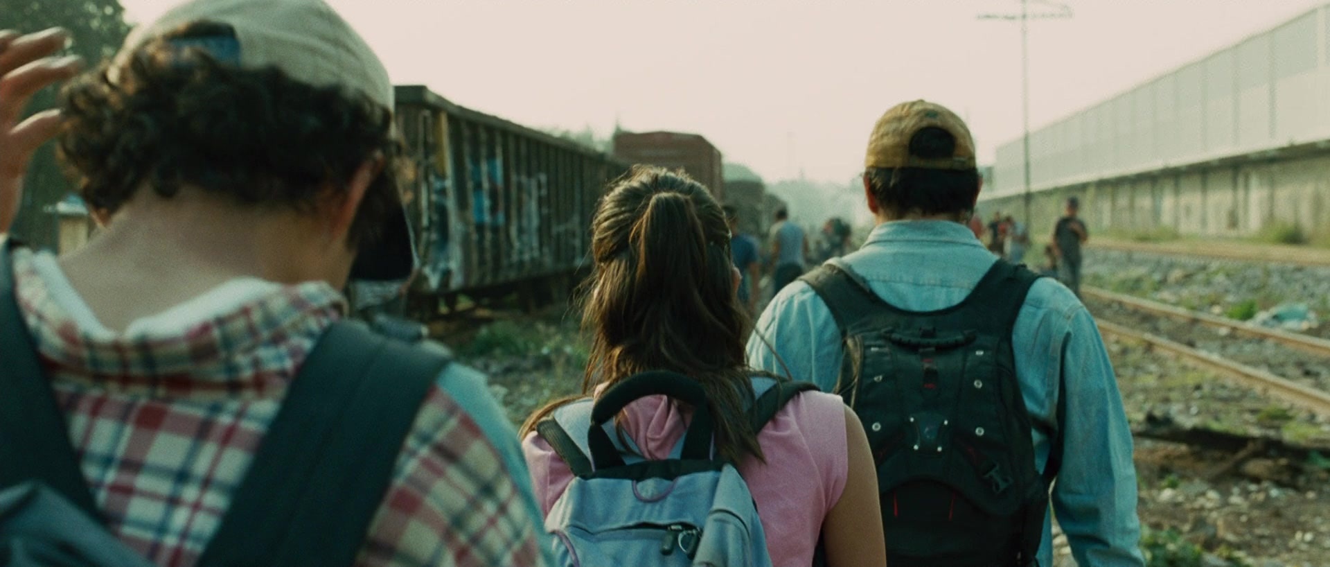 Sin nombre (2009), wide, 2.35:1 — film still