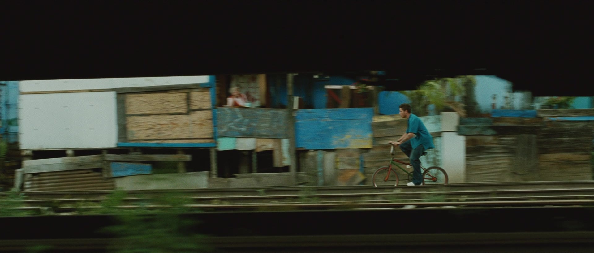 Sin nombre (2009), wide, 2.35:1 — film still