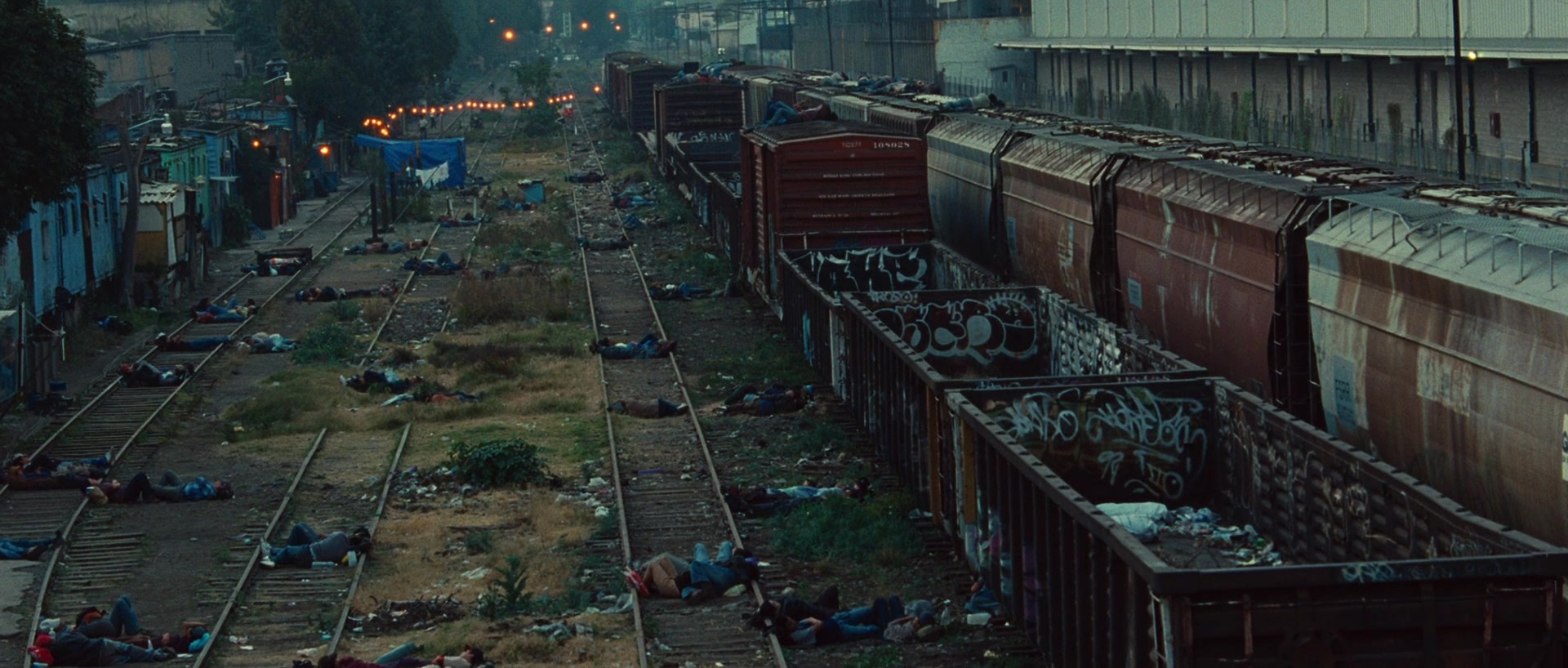 Sin nombre (2009), wide, 2.35:1 — film still