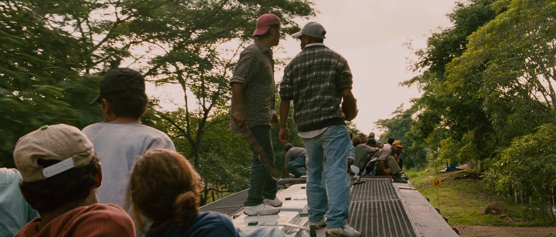 Sin nombre (2009), wide, 2.35:1 — film still