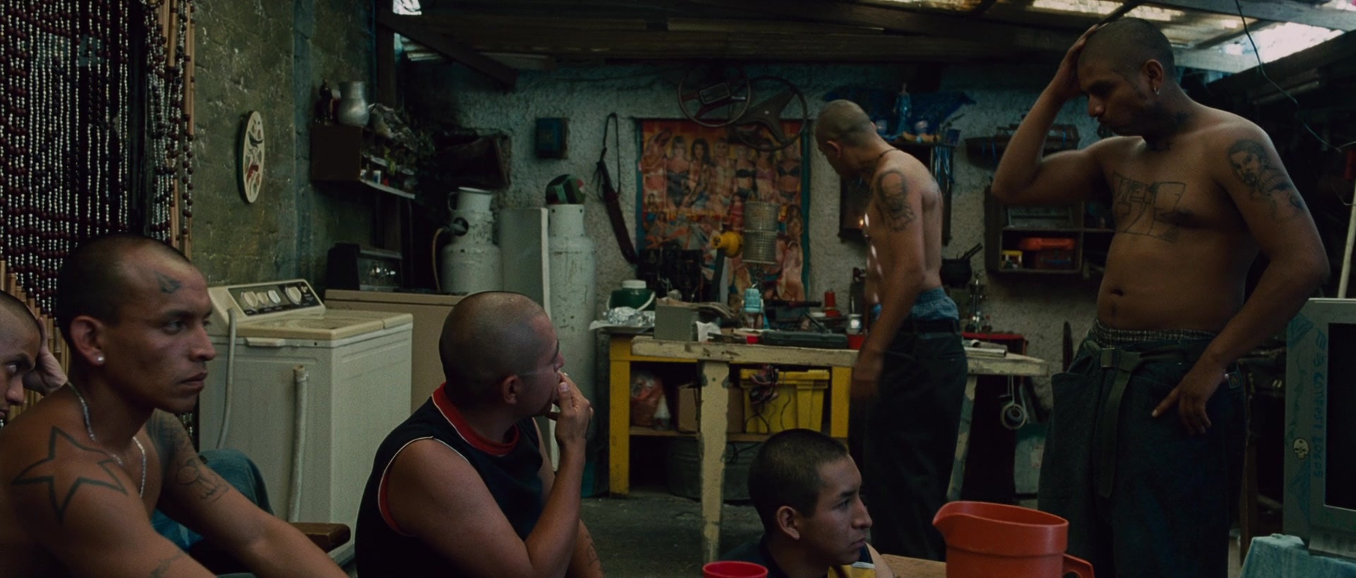Sin nombre (2009), wide, 2.35:1 — film still
