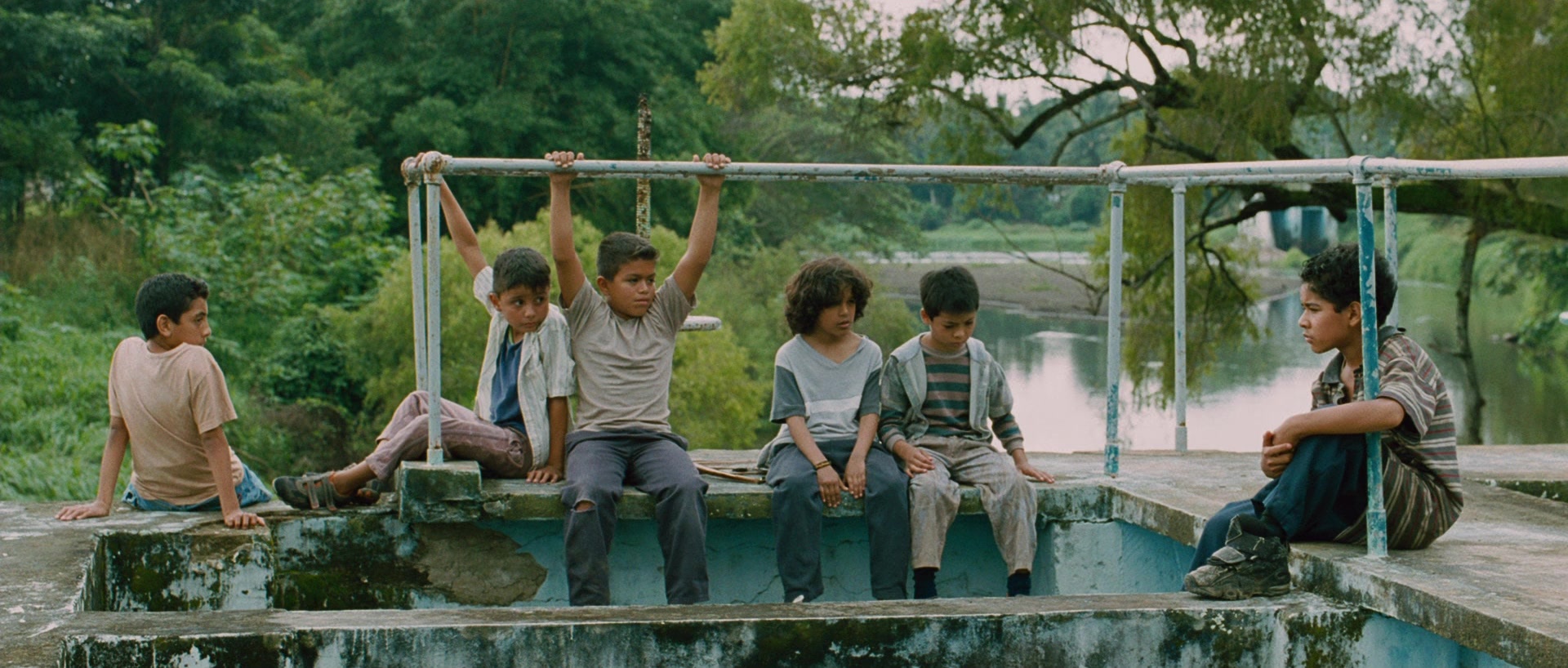 Sin nombre (2009), wide, 2.35:1 — film still