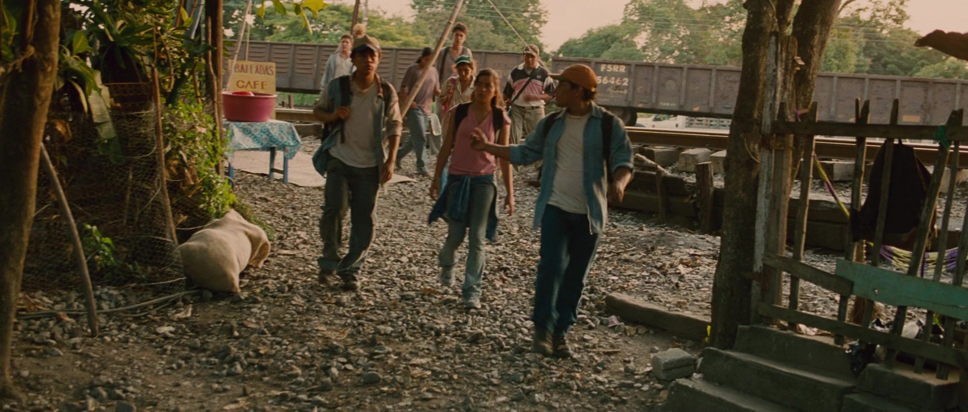 Sin nombre (2009), wide, 2.35:1 — film still