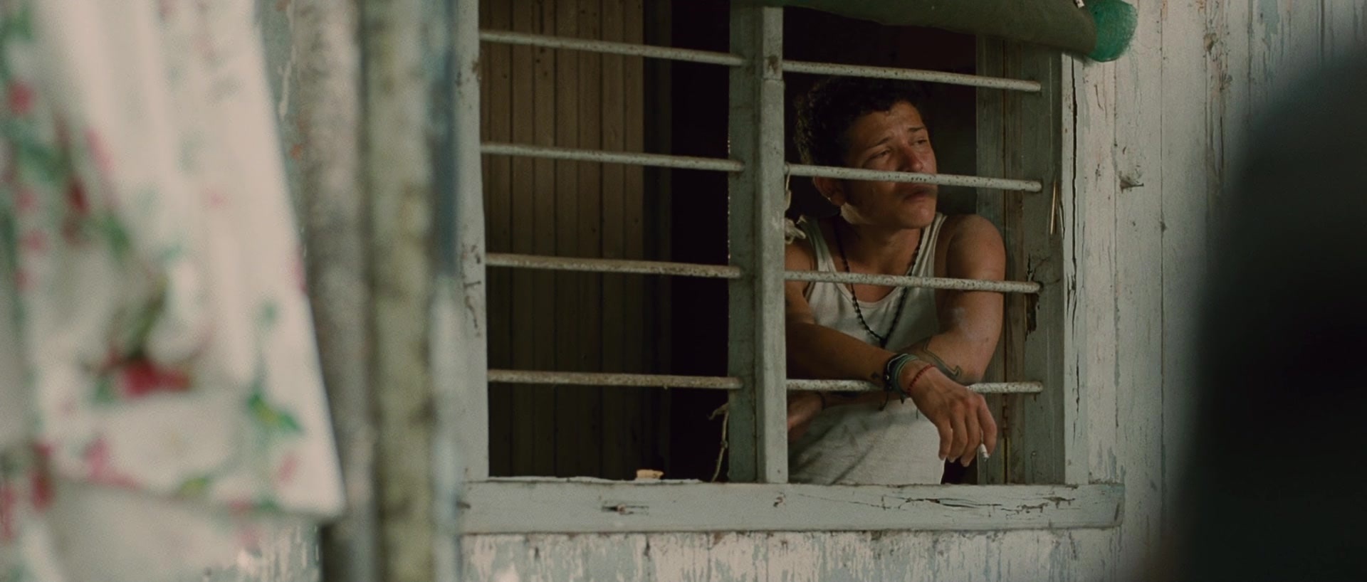 Sin nombre (2009), wide, 2.35:1 — film still