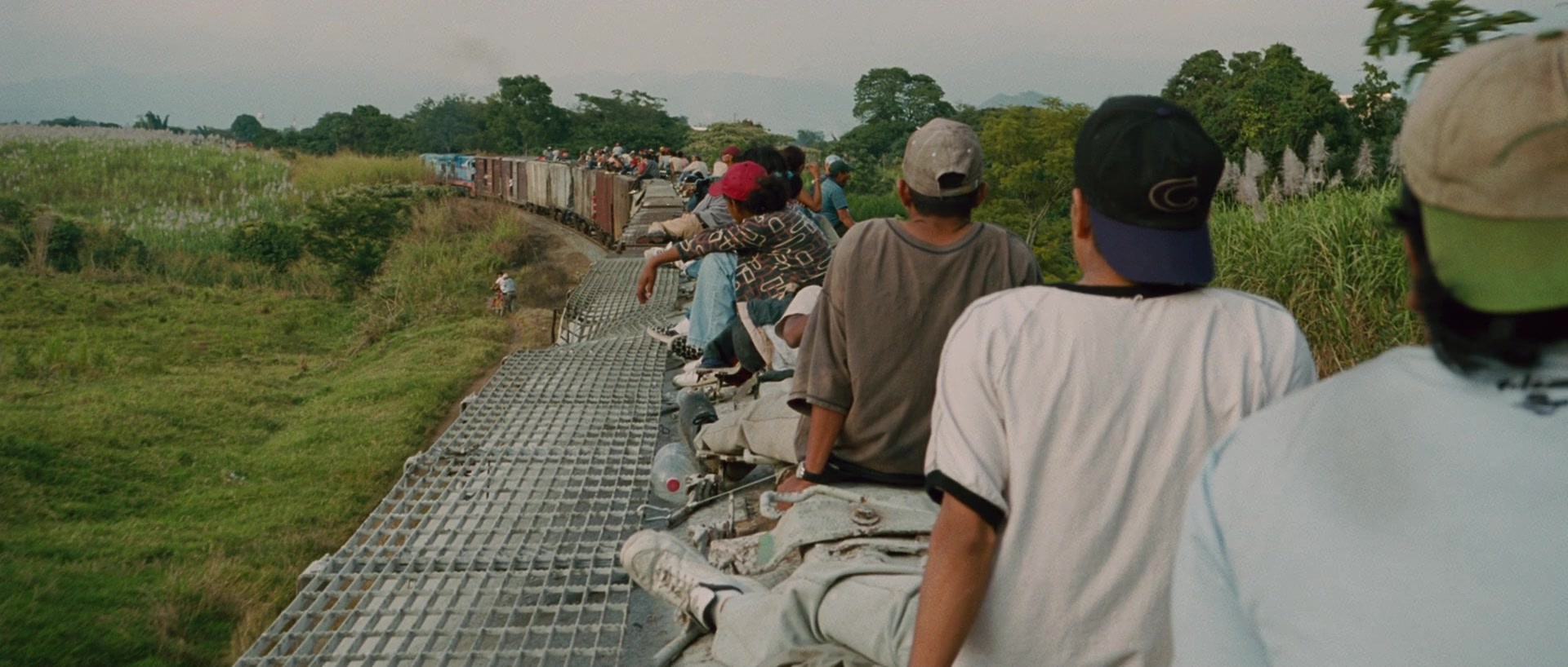 Sin nombre (2009), wide, 2.35:1 — film still