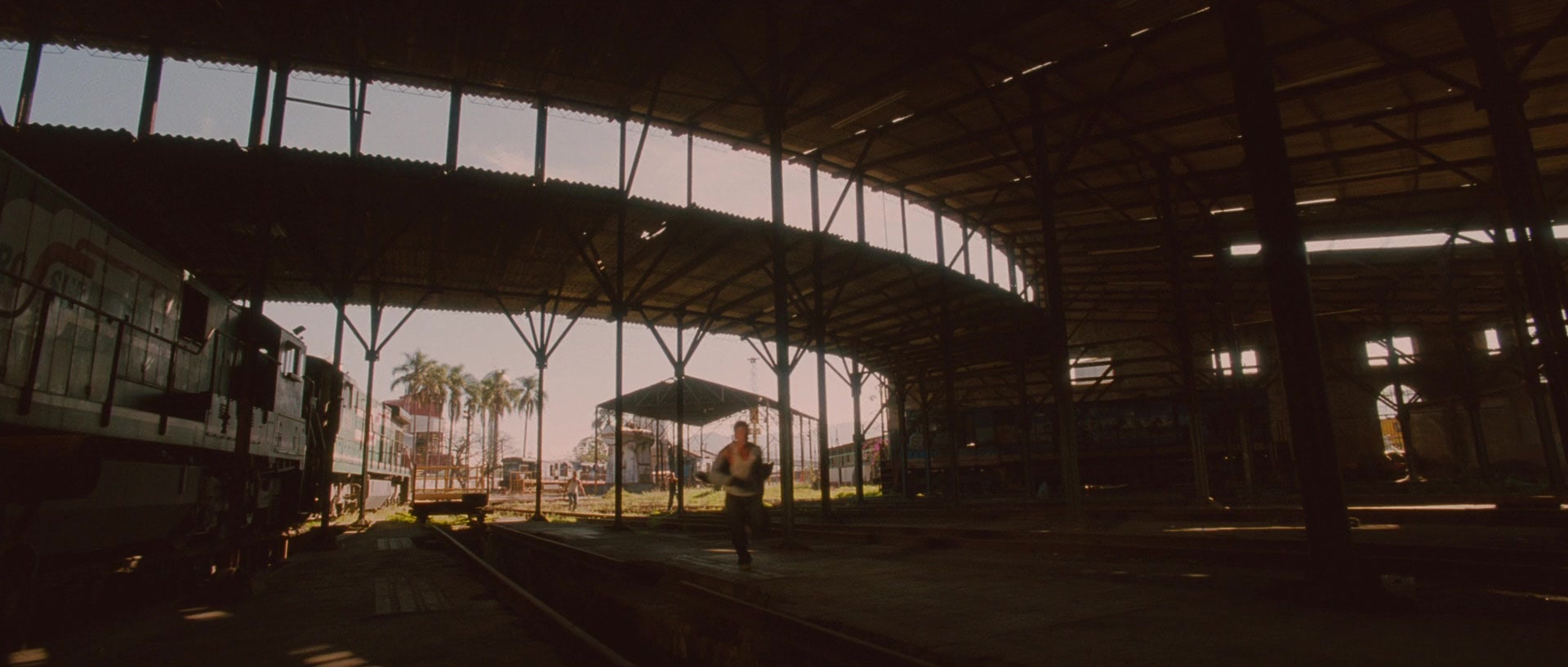 Sin nombre (2009), wide, 2.35:1 — film still