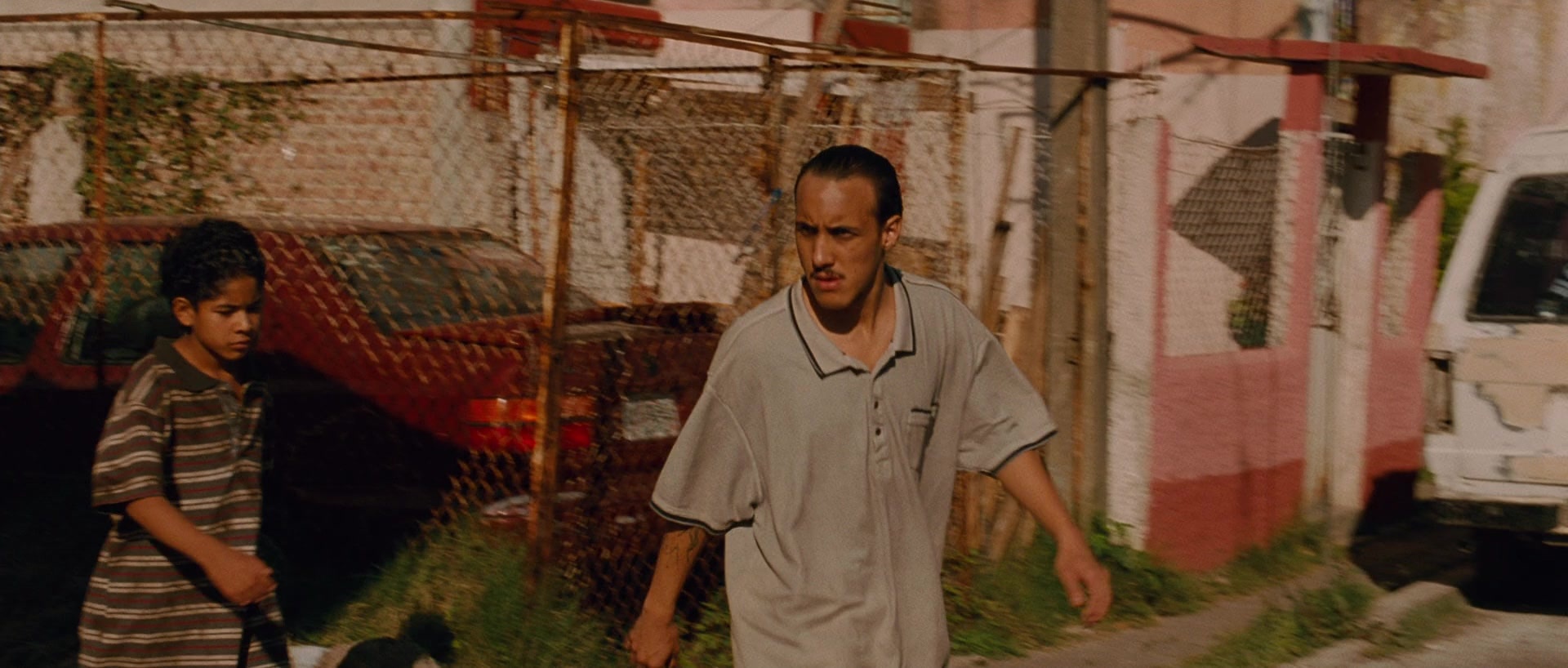 Sin nombre (2009), wide, 2.35:1 — film still