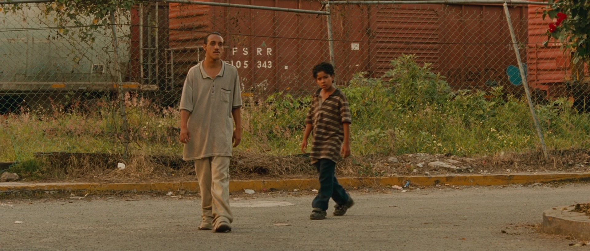 Sin nombre (2009), wide, 2.35:1 — film still