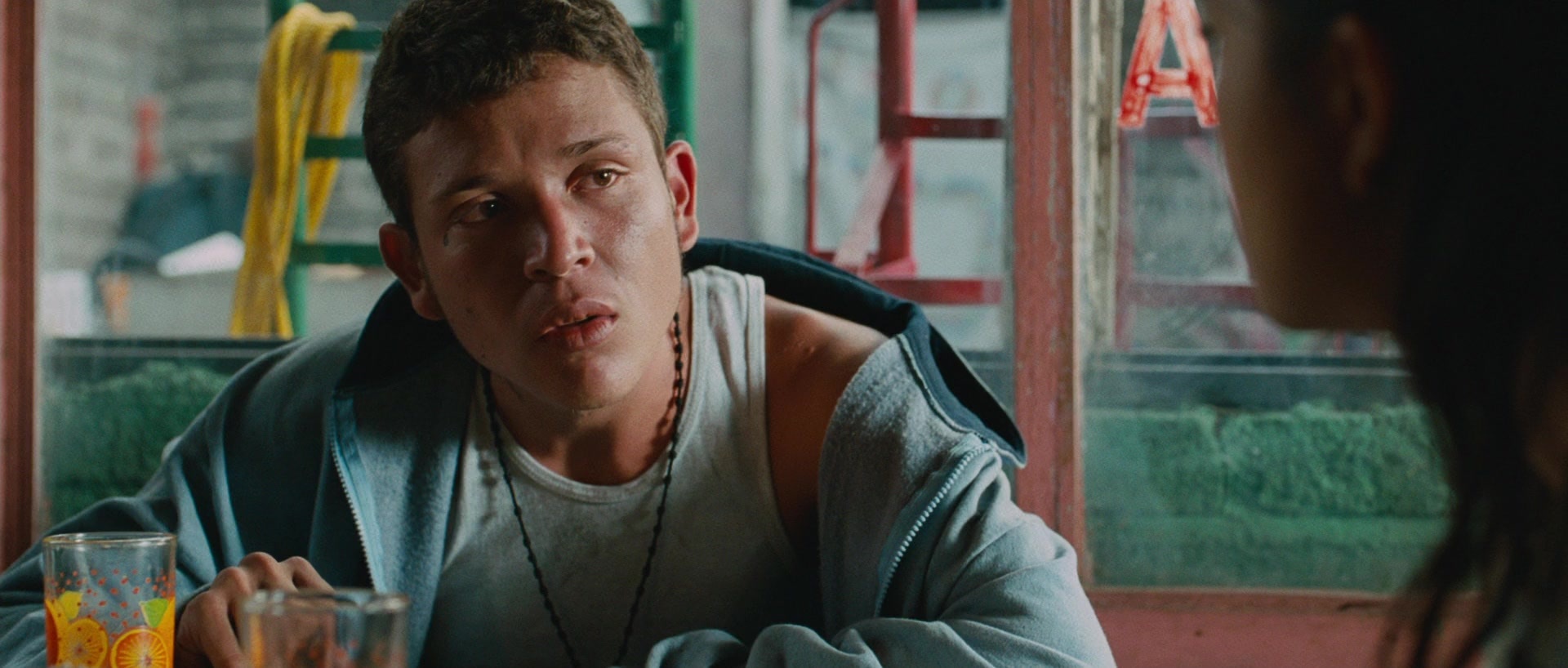 Sin nombre (2009), wide, 2.35:1 — film still
